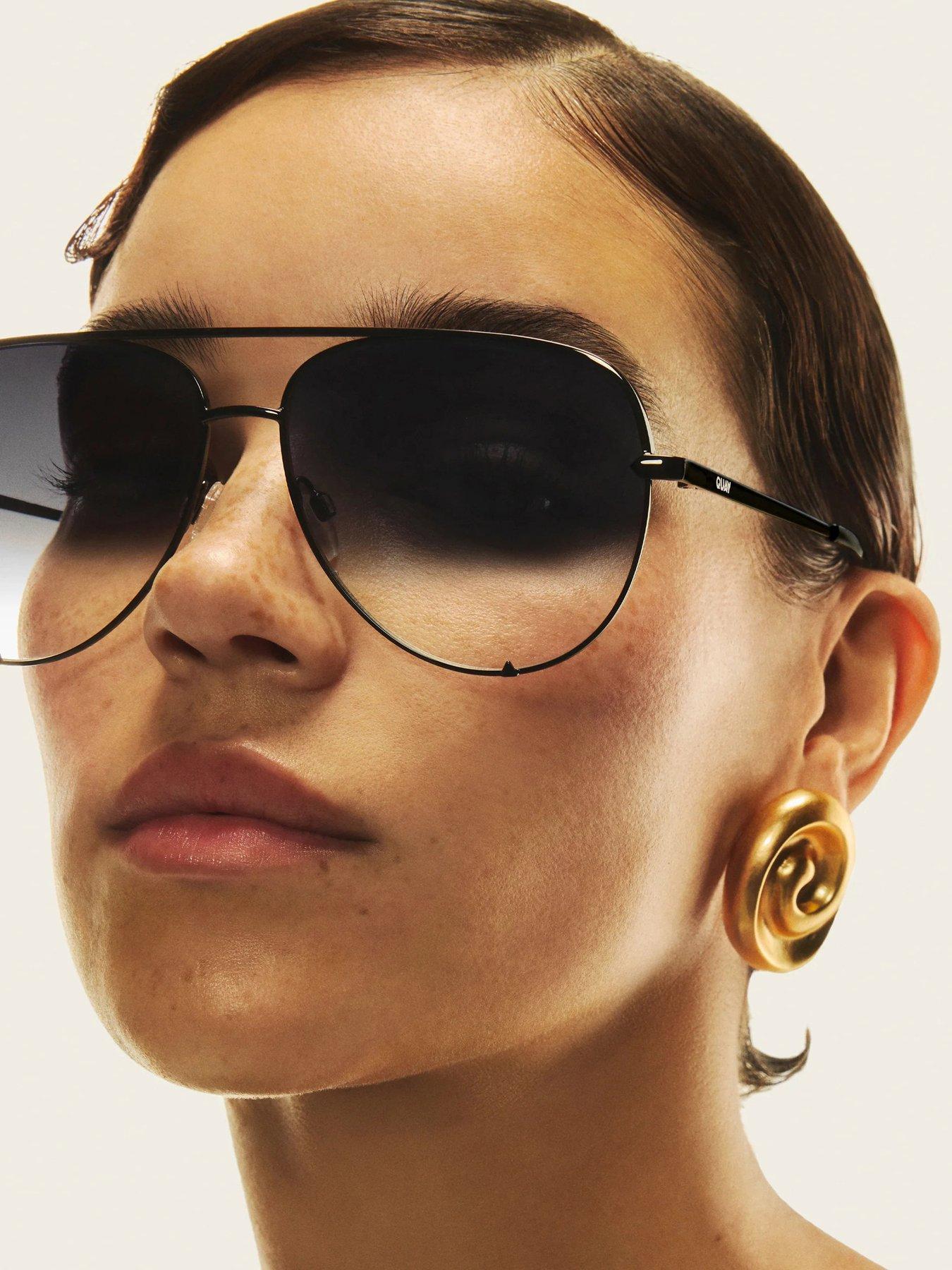 quay-australia-high-key-sunglasses-blackstillFront