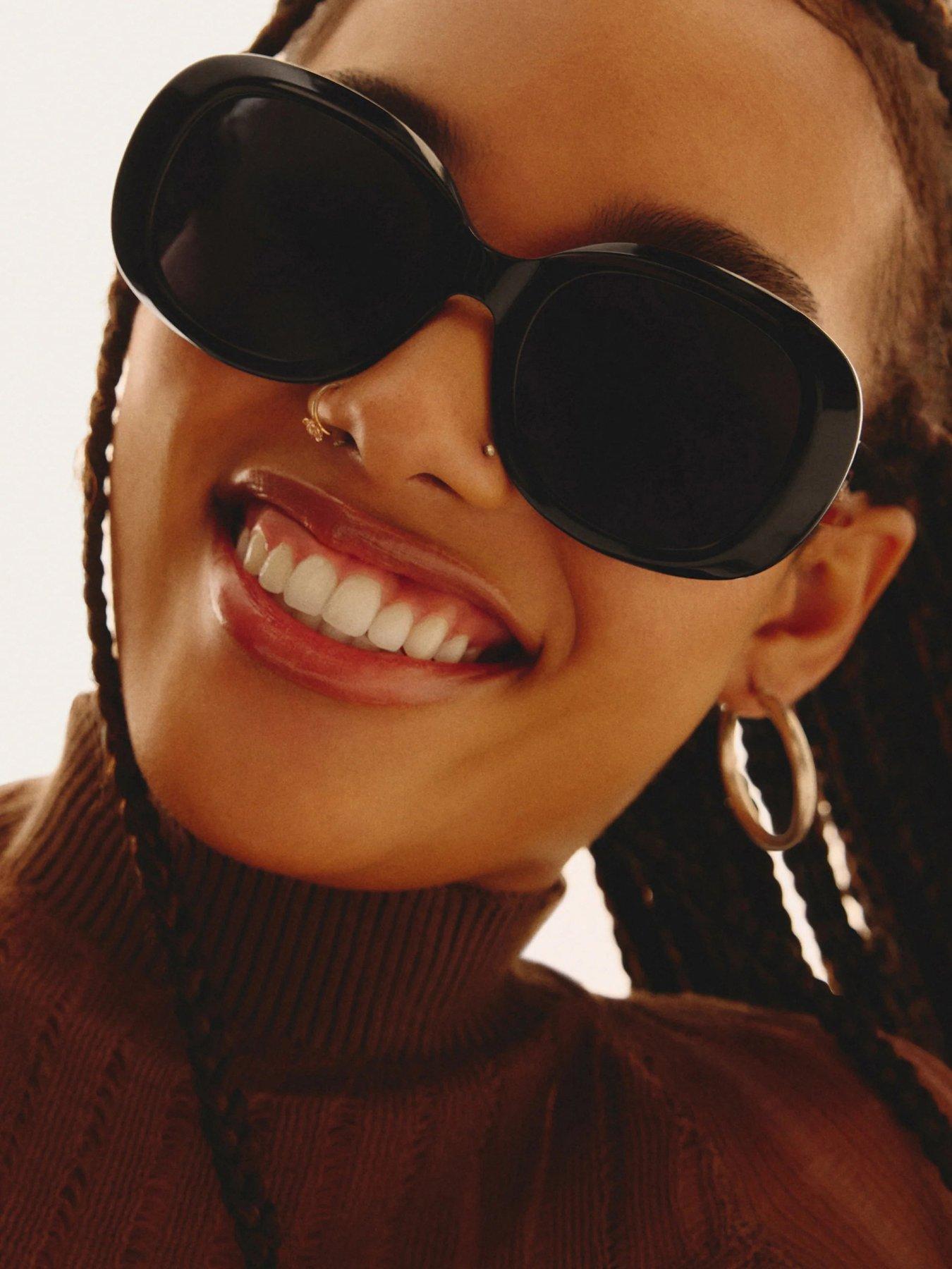 QUAY AUSTRALIA Impromptu Sunglasses - Black