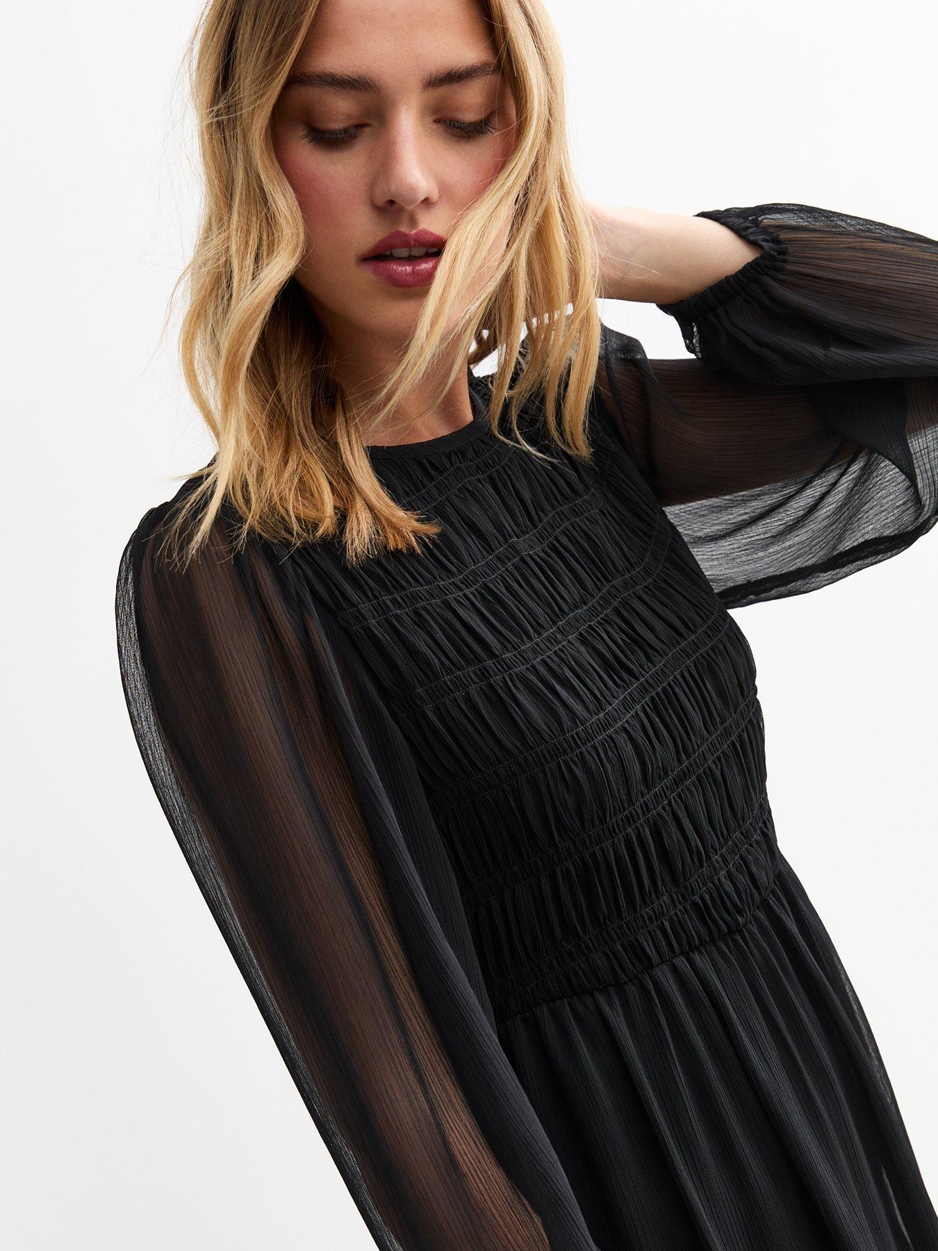 new-look-shirred-chiffon-mini-dress-blackoutfit