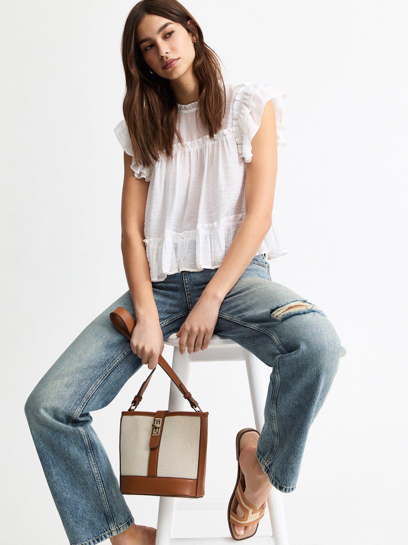 new-look-daphne-ripped-straight-leg-jeans-bluedetail