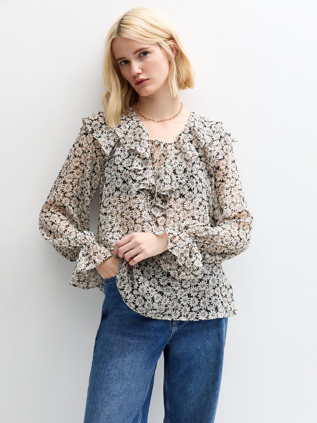 Image 1 of 6 of New Look Daisy Print Frill Trim Blouse - Pink