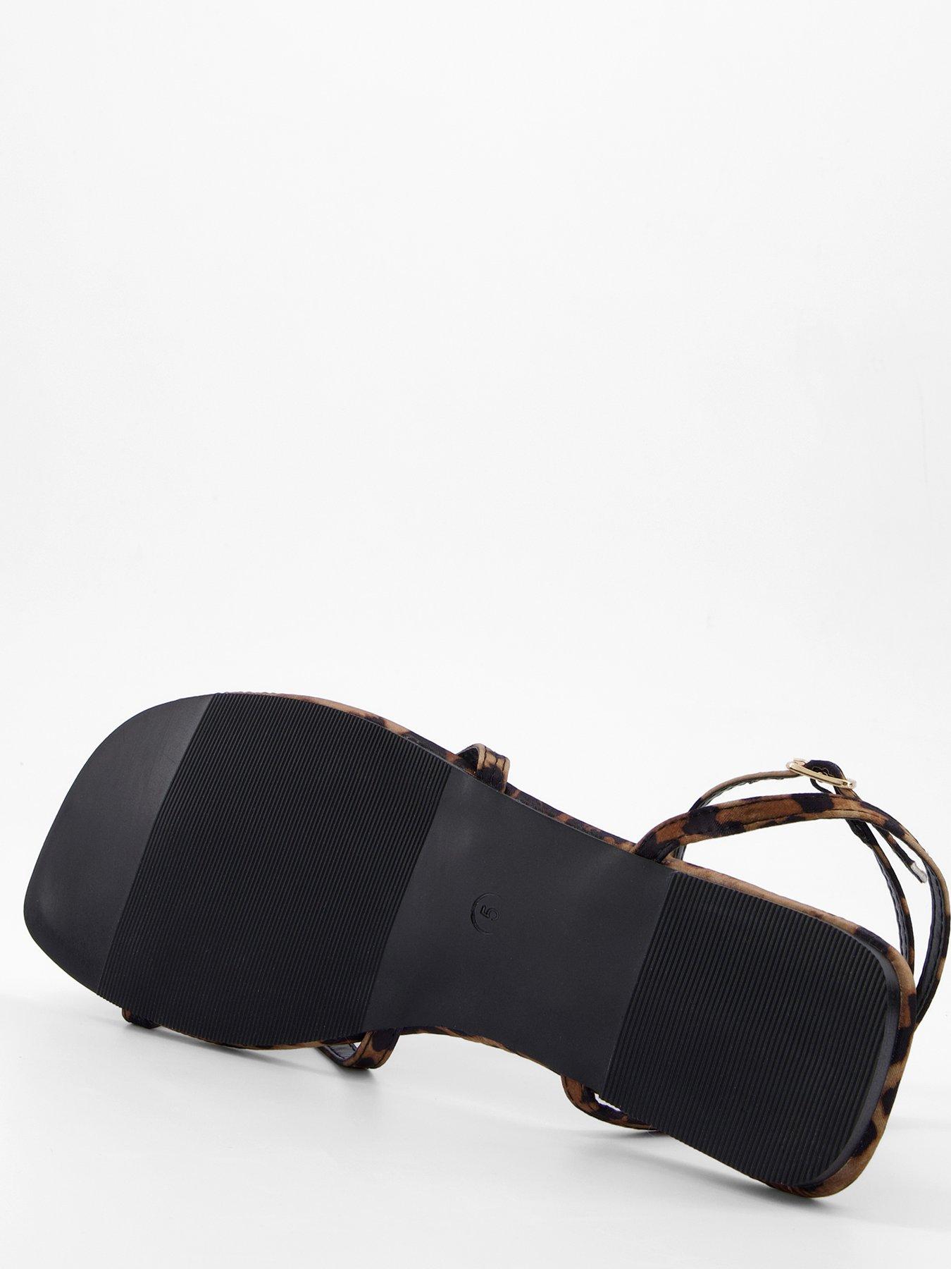 public-desire-lyrical-starfish-flat-sandal-leoparddetail