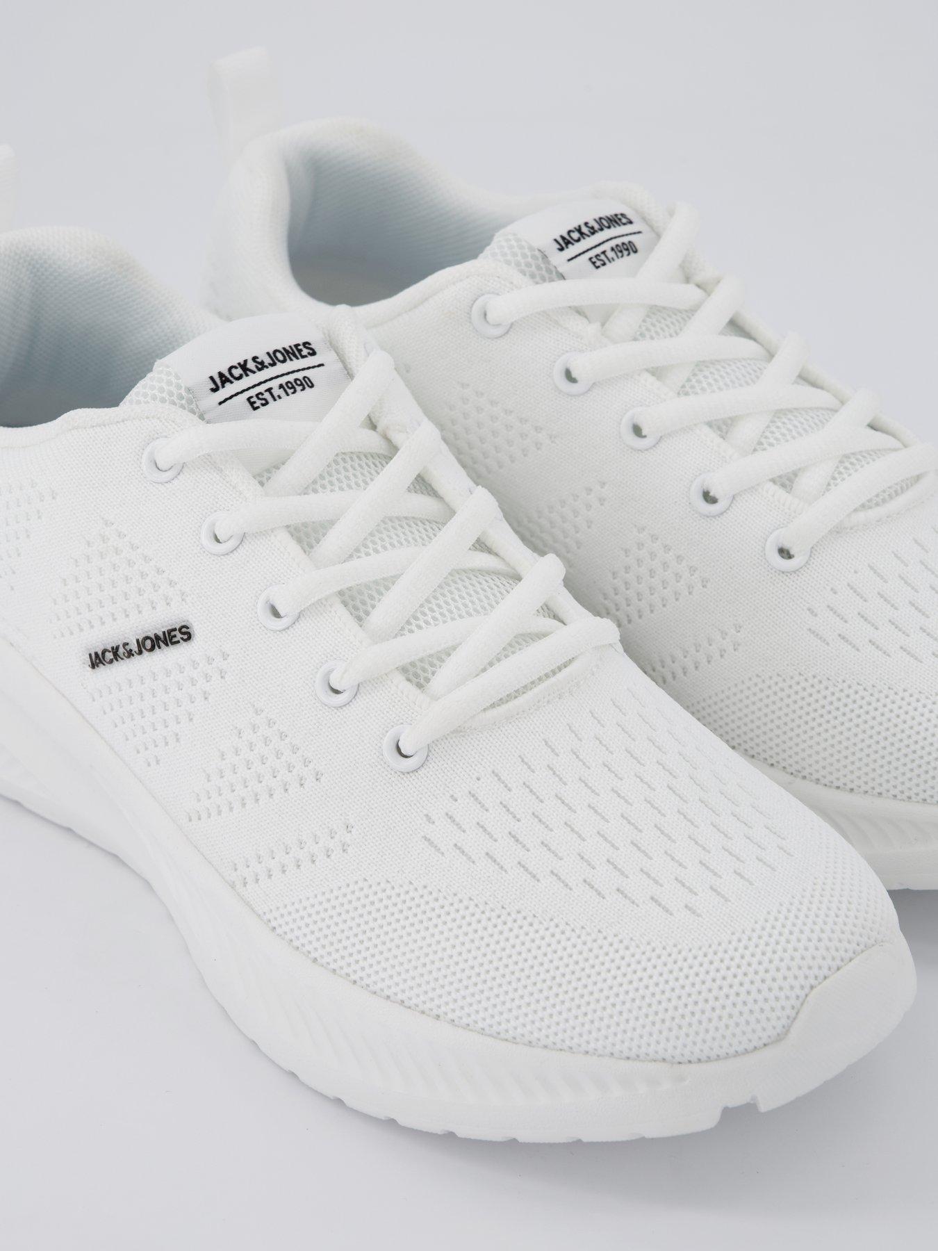 Image 5 of 7 of Jack & Jones Croxley Knit Trainers - White