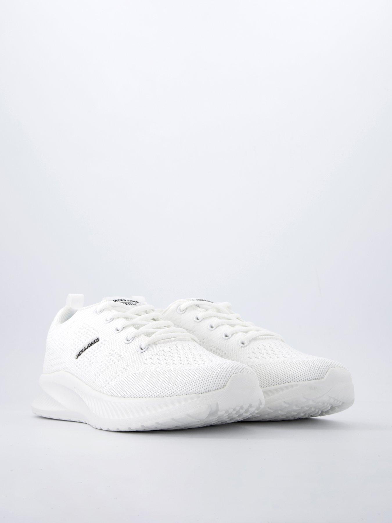 Image 6 of 7 of Jack & Jones Croxley Knit Trainers - White
