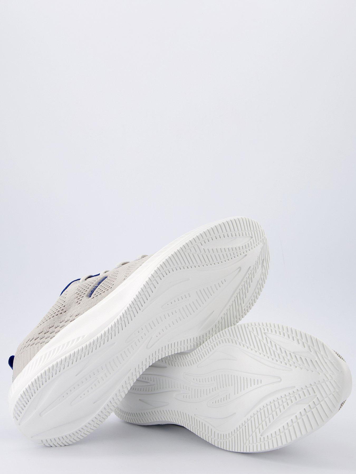 Image 4 of 7 of Jack & Jones Croxley Knit Trainers - Grey