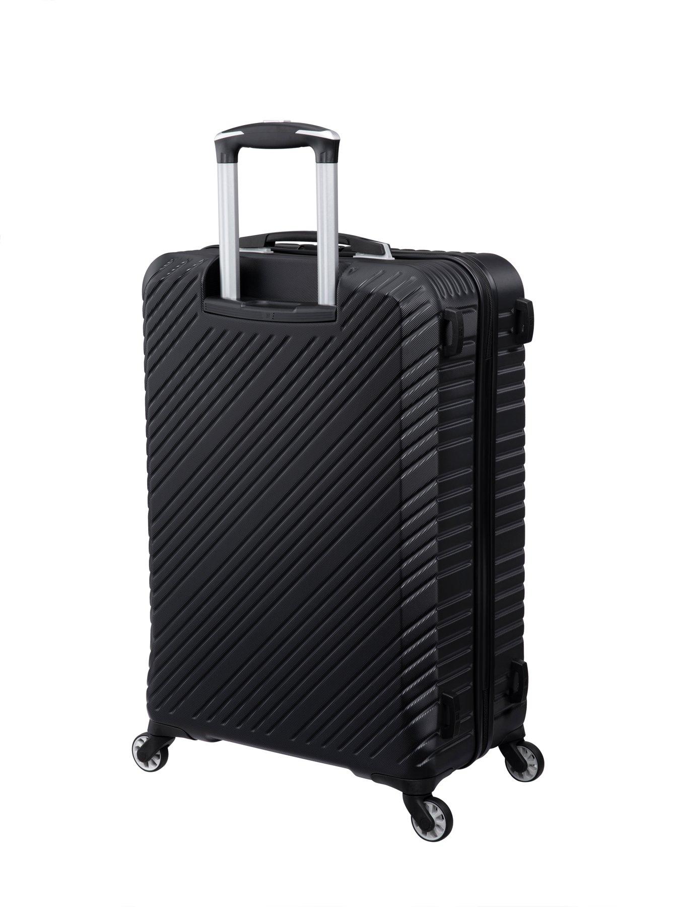 it-luggage-recline-black-cabin-suitcaseoutfit