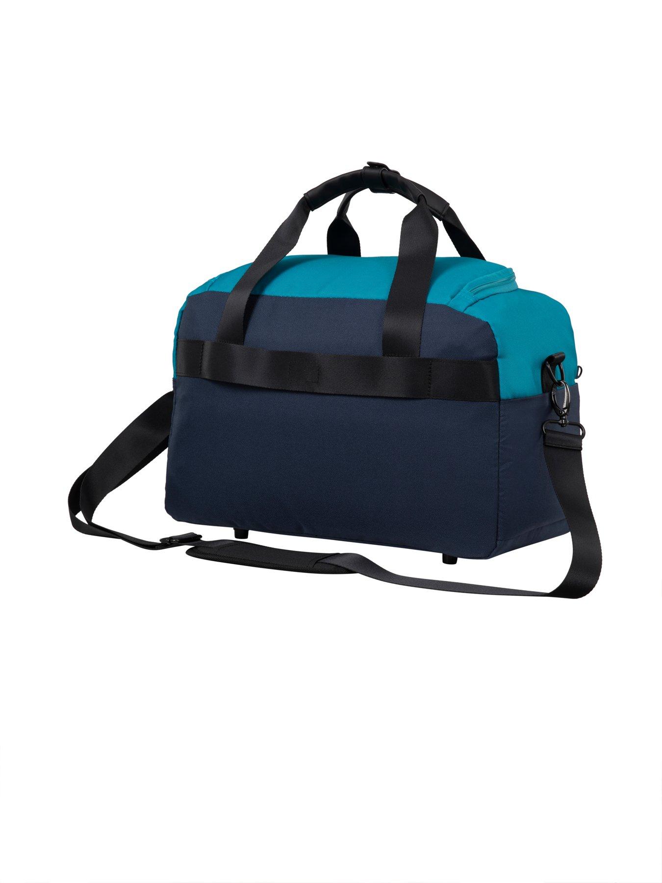 it-luggage-duo-tone-capri-breezedress-blues-holdall-bagback