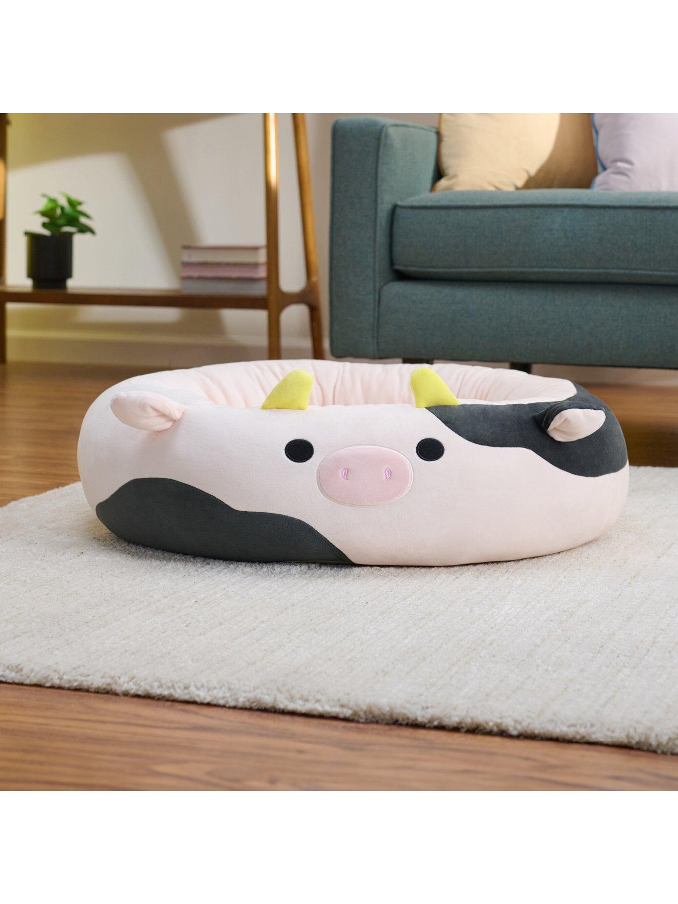 squishmallows-24-inch-ultrasoftnbspconnor-the-cow-pet-bed-mediumdetail