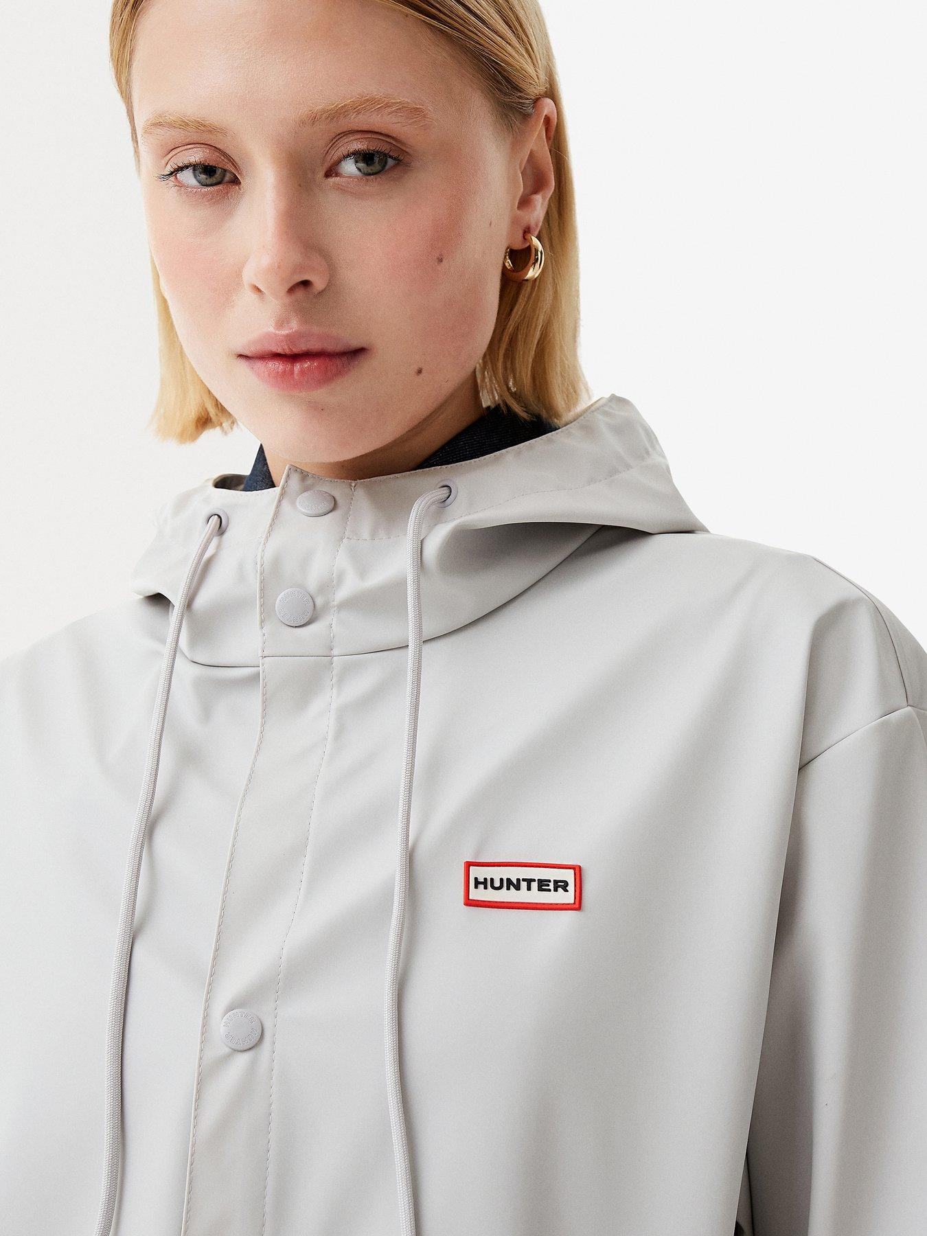 hunter-izzy-pu-hooded-jacket-greyoutfit