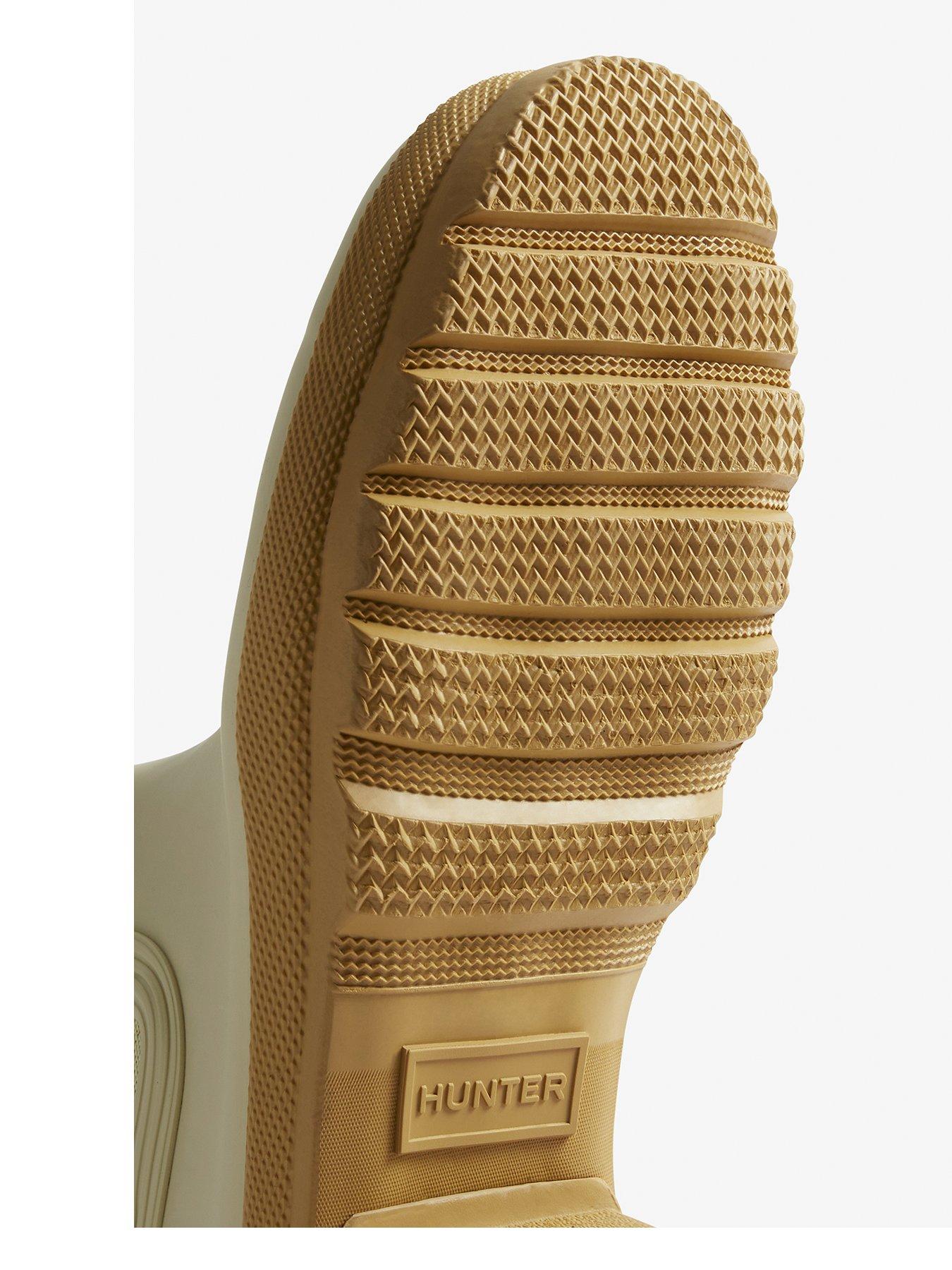 hunter-womens-original-chelsea-boot-graveldetail