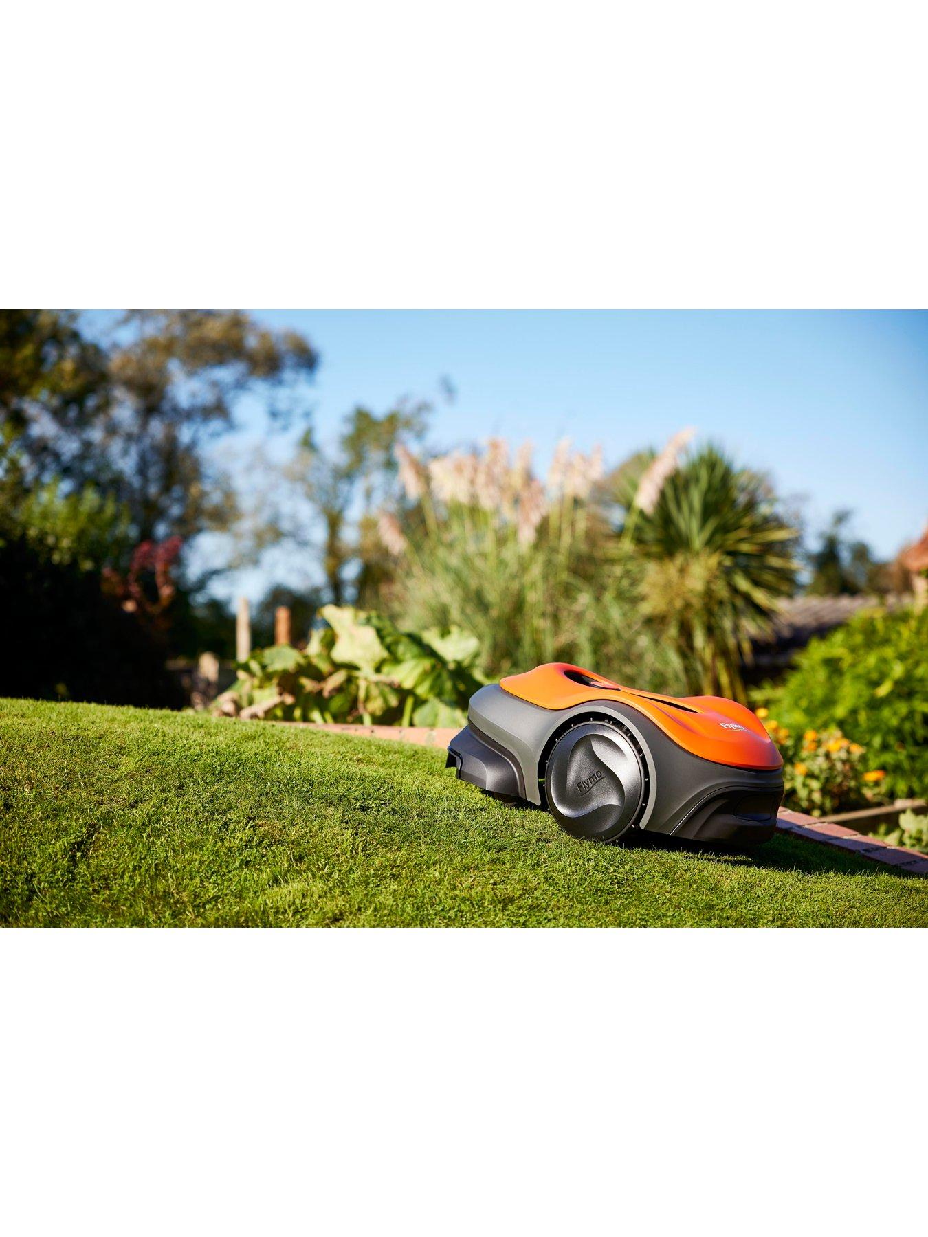 Image 5 of 7 of Flymo UltraLife 800 Robot Lawnmower