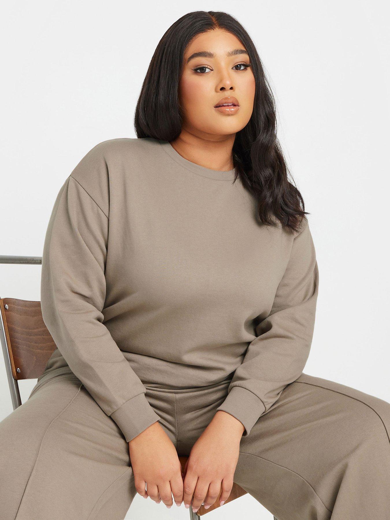 yours-curve-crew-sweatshirt-brownoutfit
