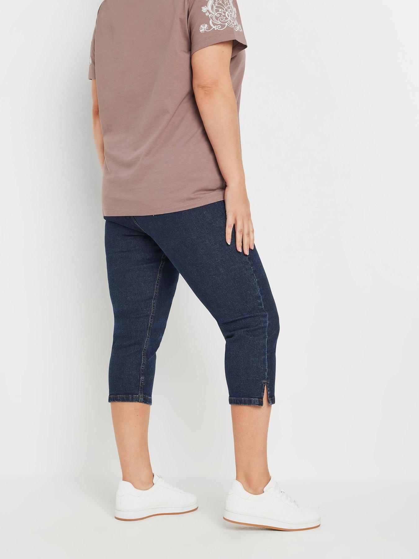 Image 2 of 4 of Yours Curve Ava Capri Trousers - Blue