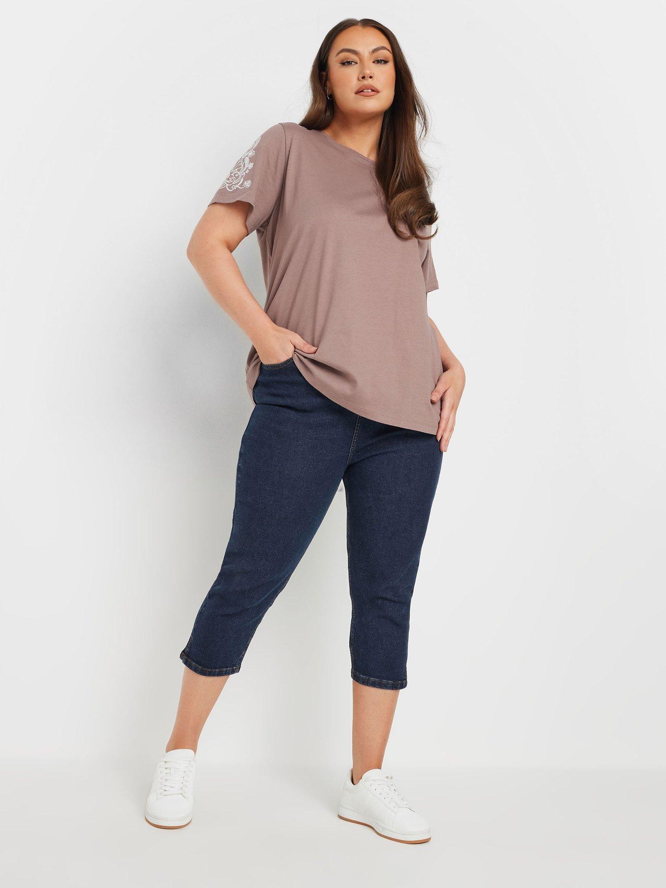 Image 3 of 4 of Yours Curve Ava Capri Trousers - Blue