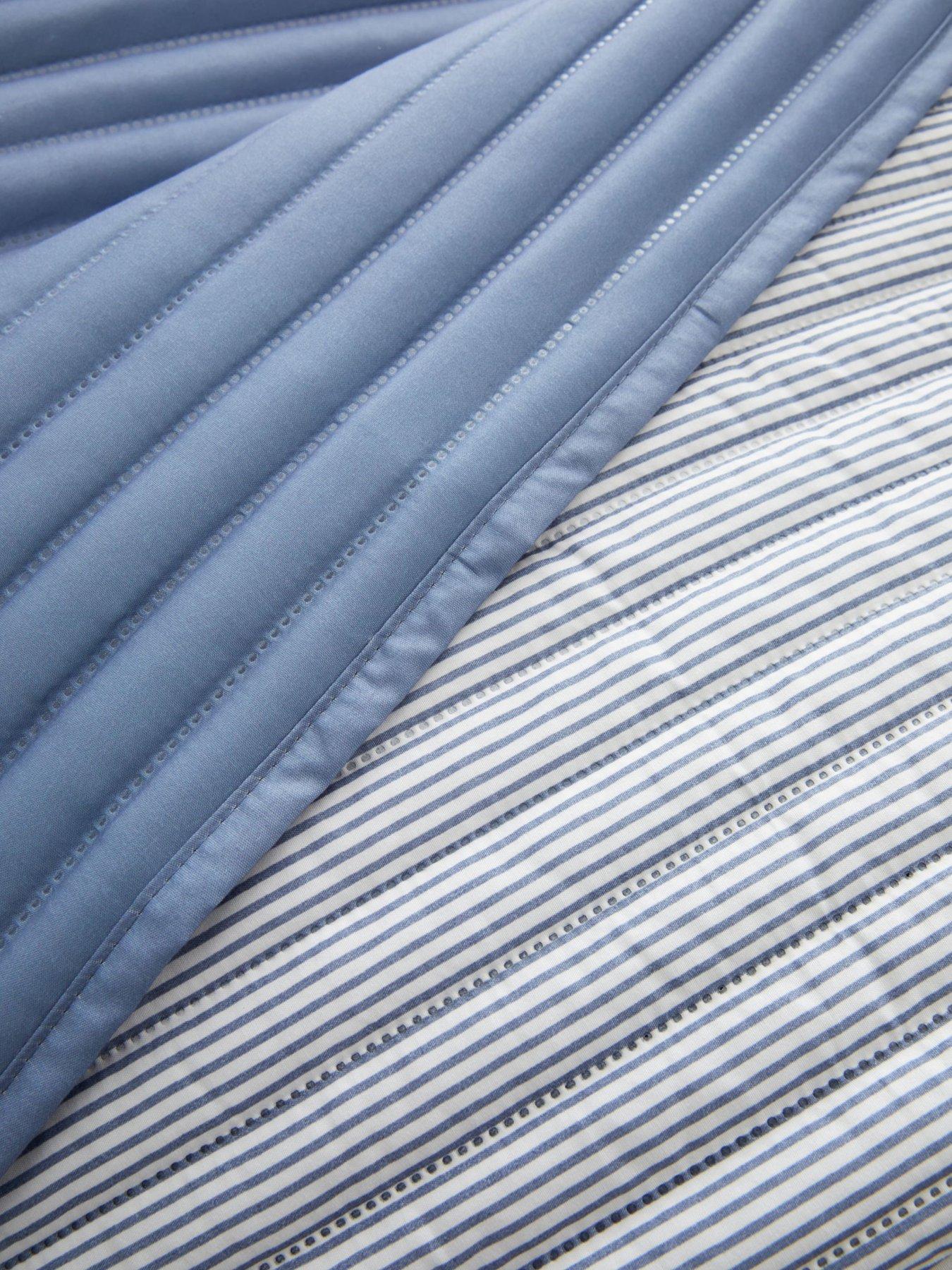 catherine-lansfield-stripe-bedspread--220x230cmback
