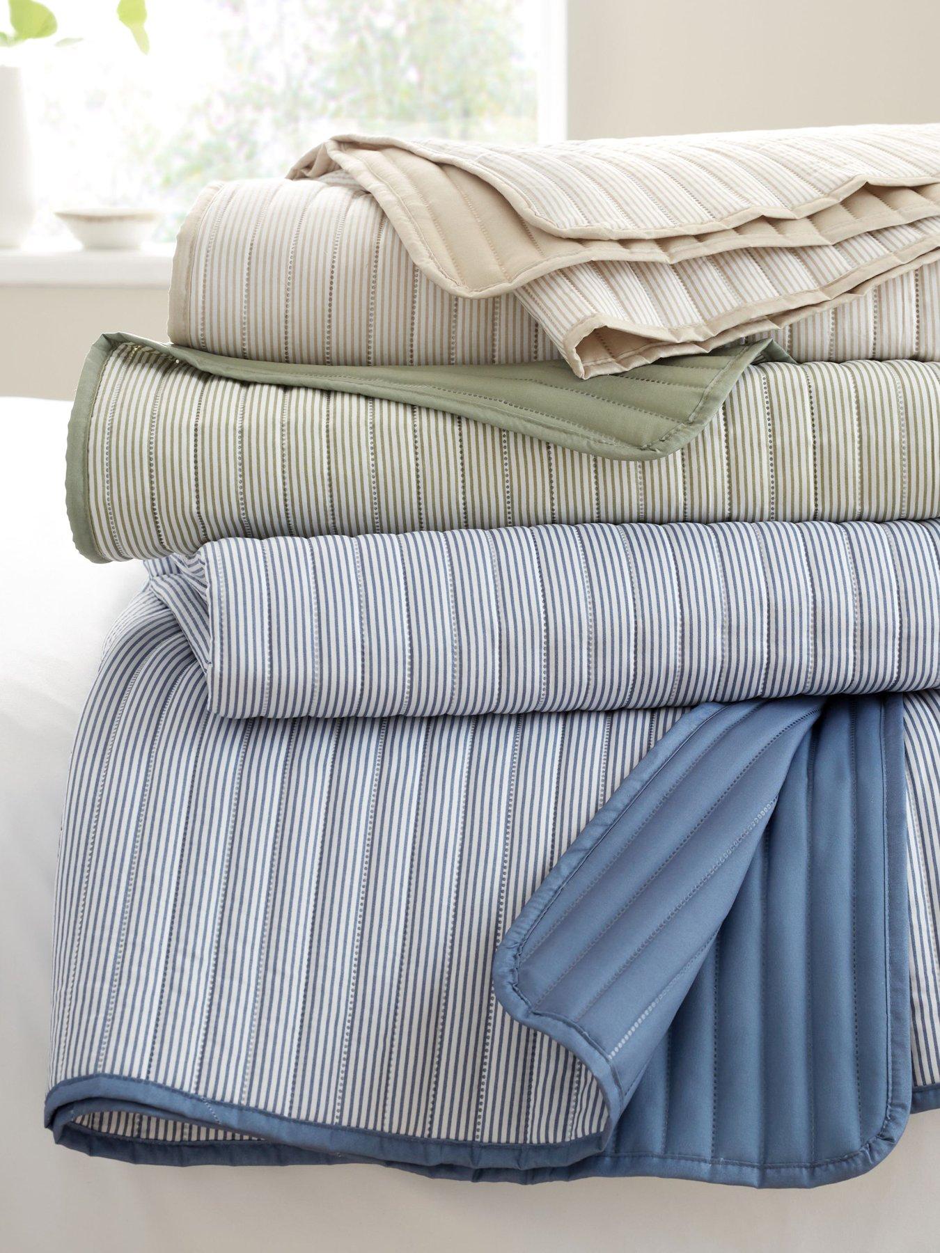 catherine-lansfield-stripe-bedspread-throwdetail