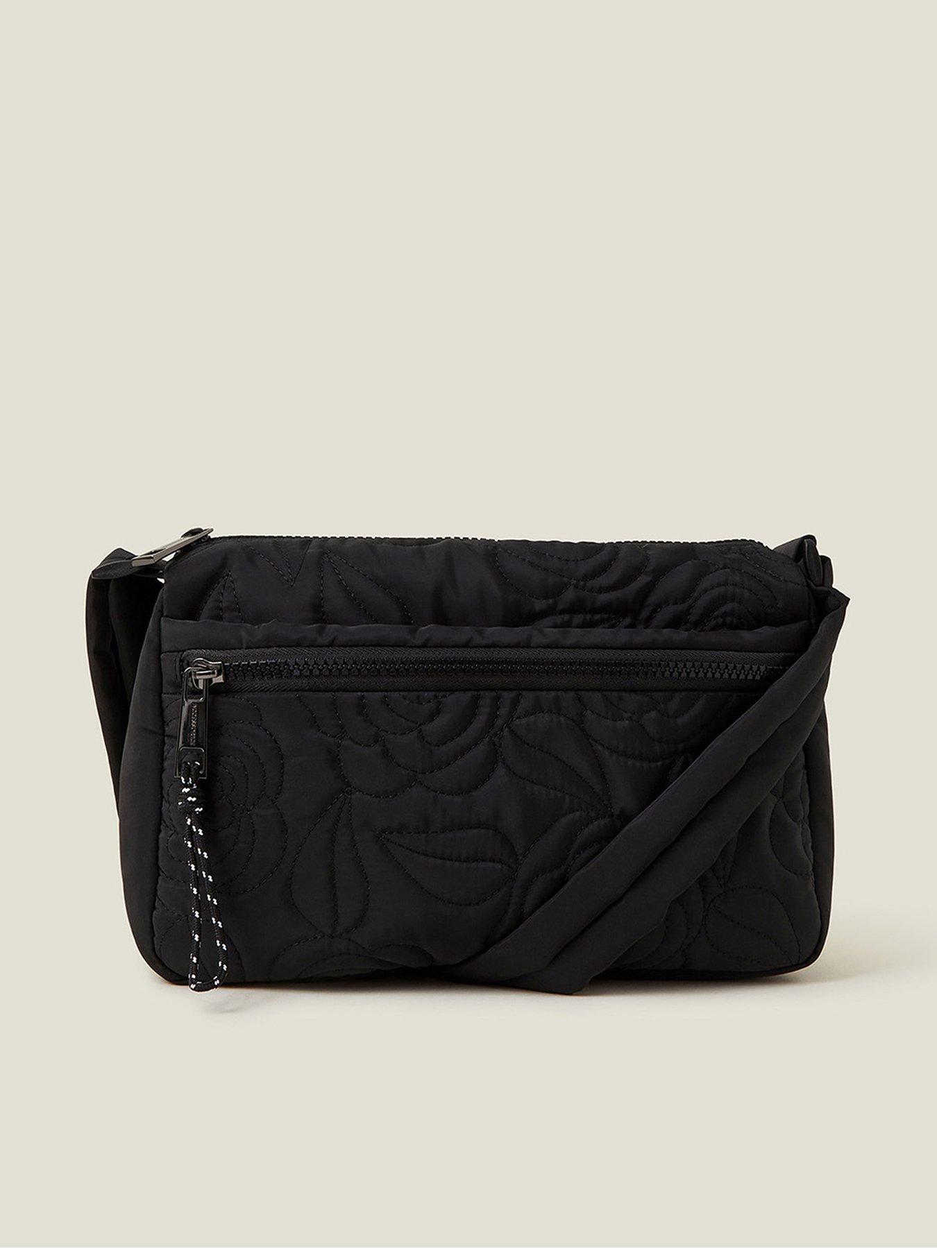 accessorize-nylon-camera-bag-blackfront