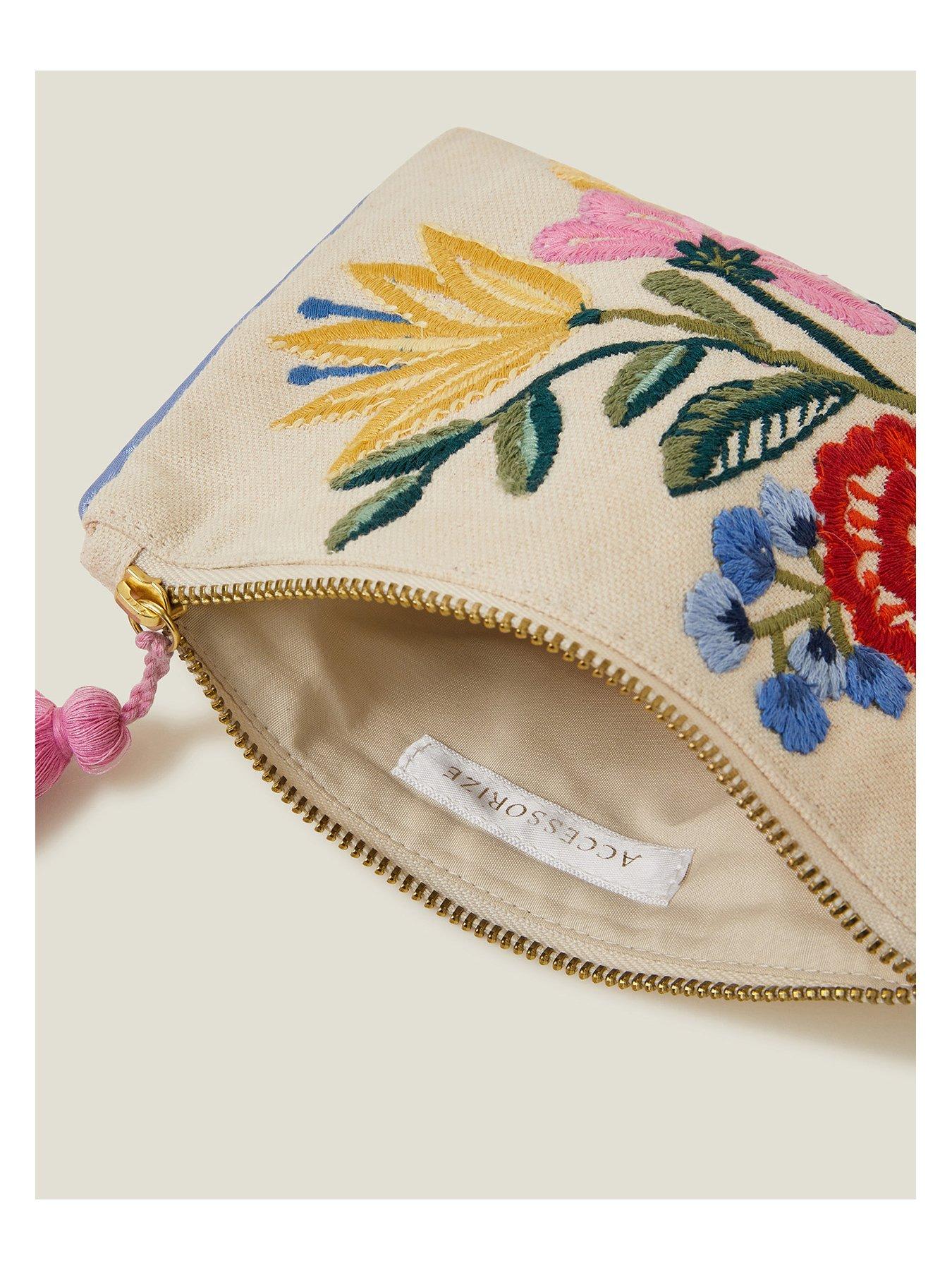 accessorize-embroidered-pouch-creamdetail