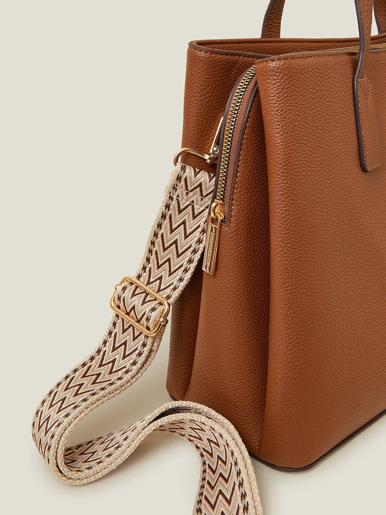 accessorize-chelsea-chain-shoulder-bag-tanoutfit