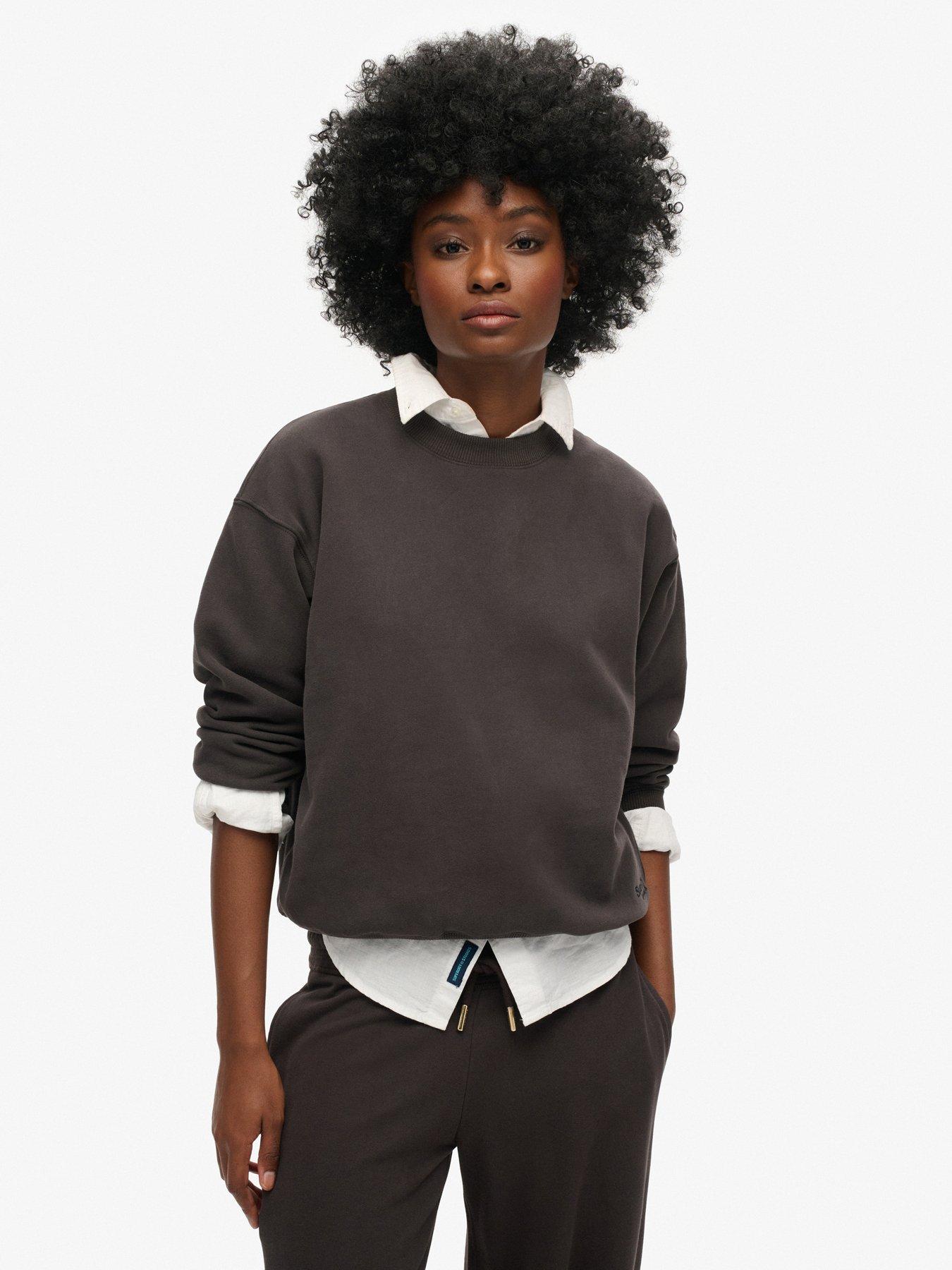 superdry-essential-logo-jumper-brown