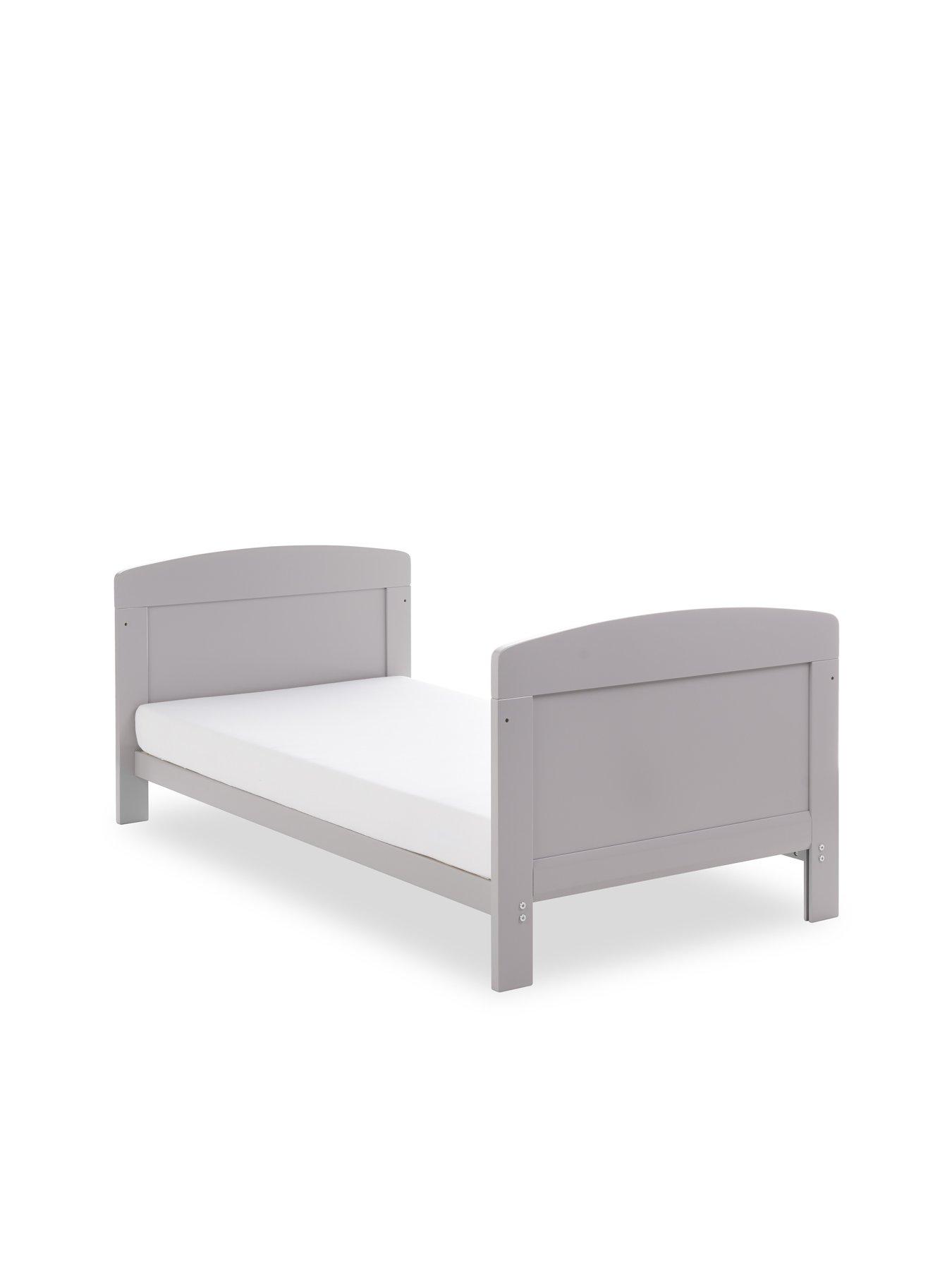 obaby-grace-cot-bed-fibre-mattress-warm-greydetail