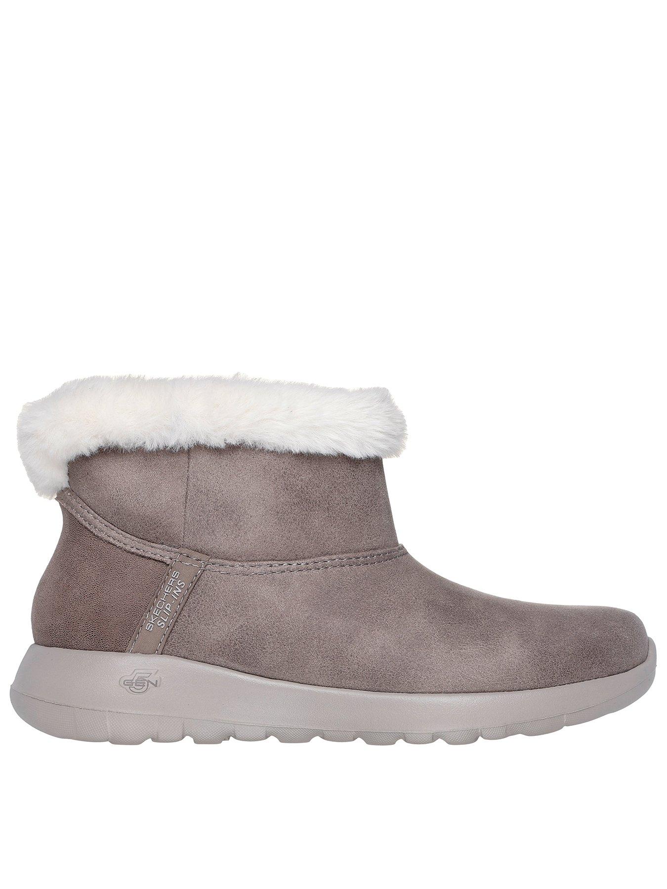skechers-slip-ins-perform-tex-chugga-boot-w-faux-fur