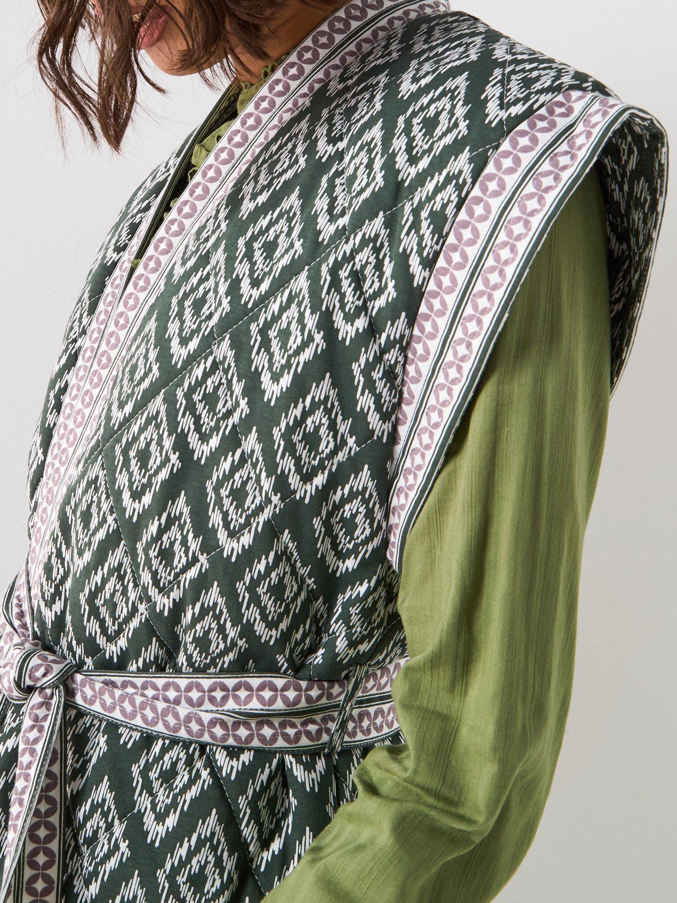 v-by-very-printed-wrap-gillet-greenoutfit