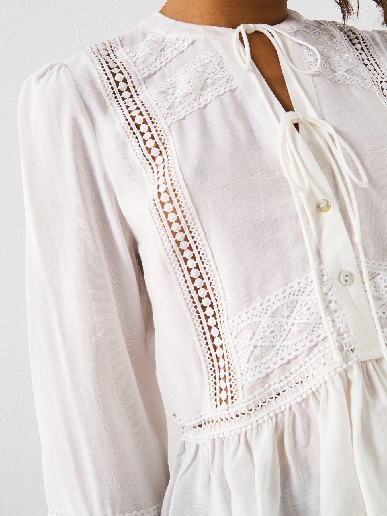 v-by-very-lace-and-ladder-insert-tieredoutfit
