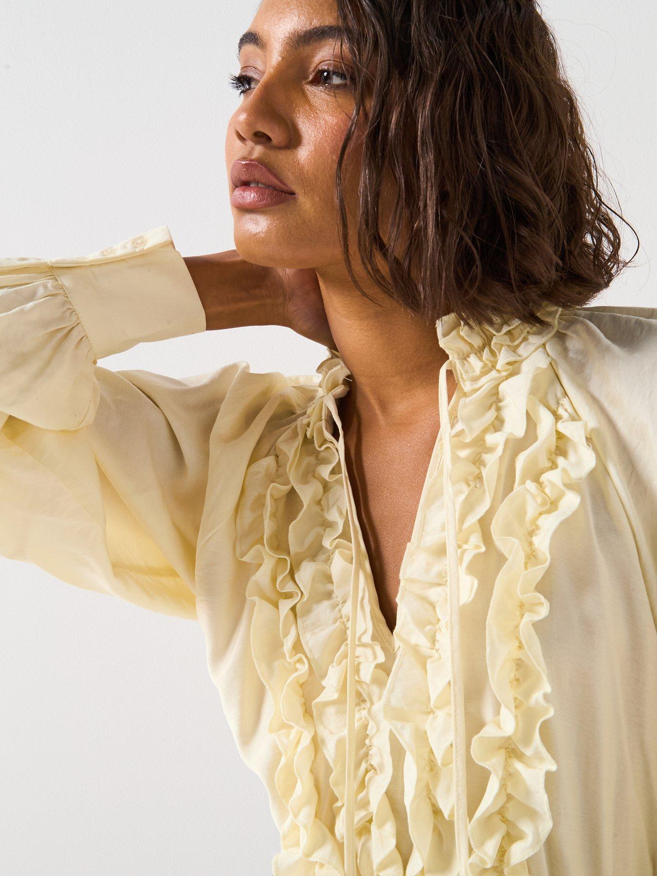 v-by-very-ruffle-rib-bottom-blouse-creamoutfit