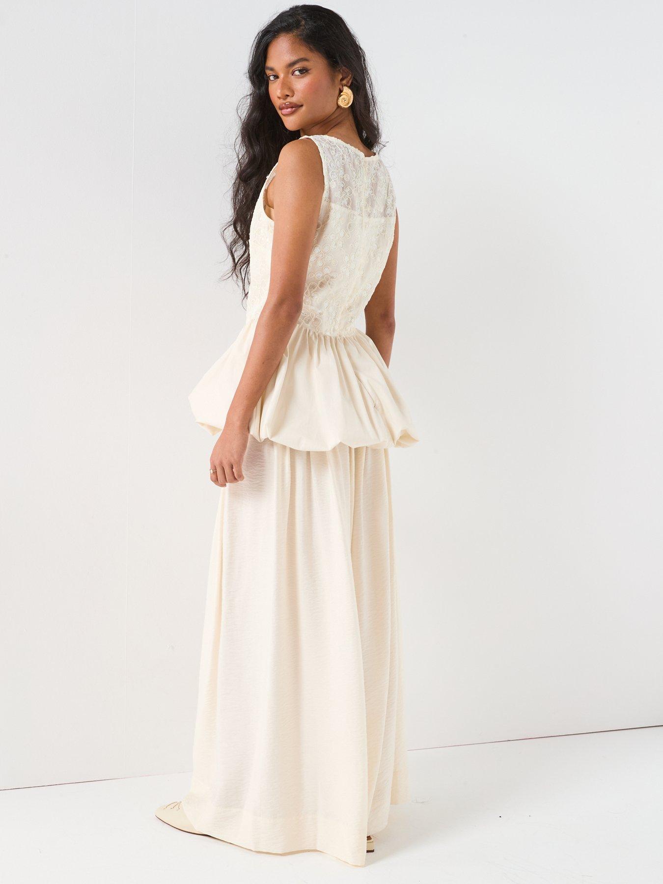 v-by-very-flower-puffball-blouse-whitestillFront