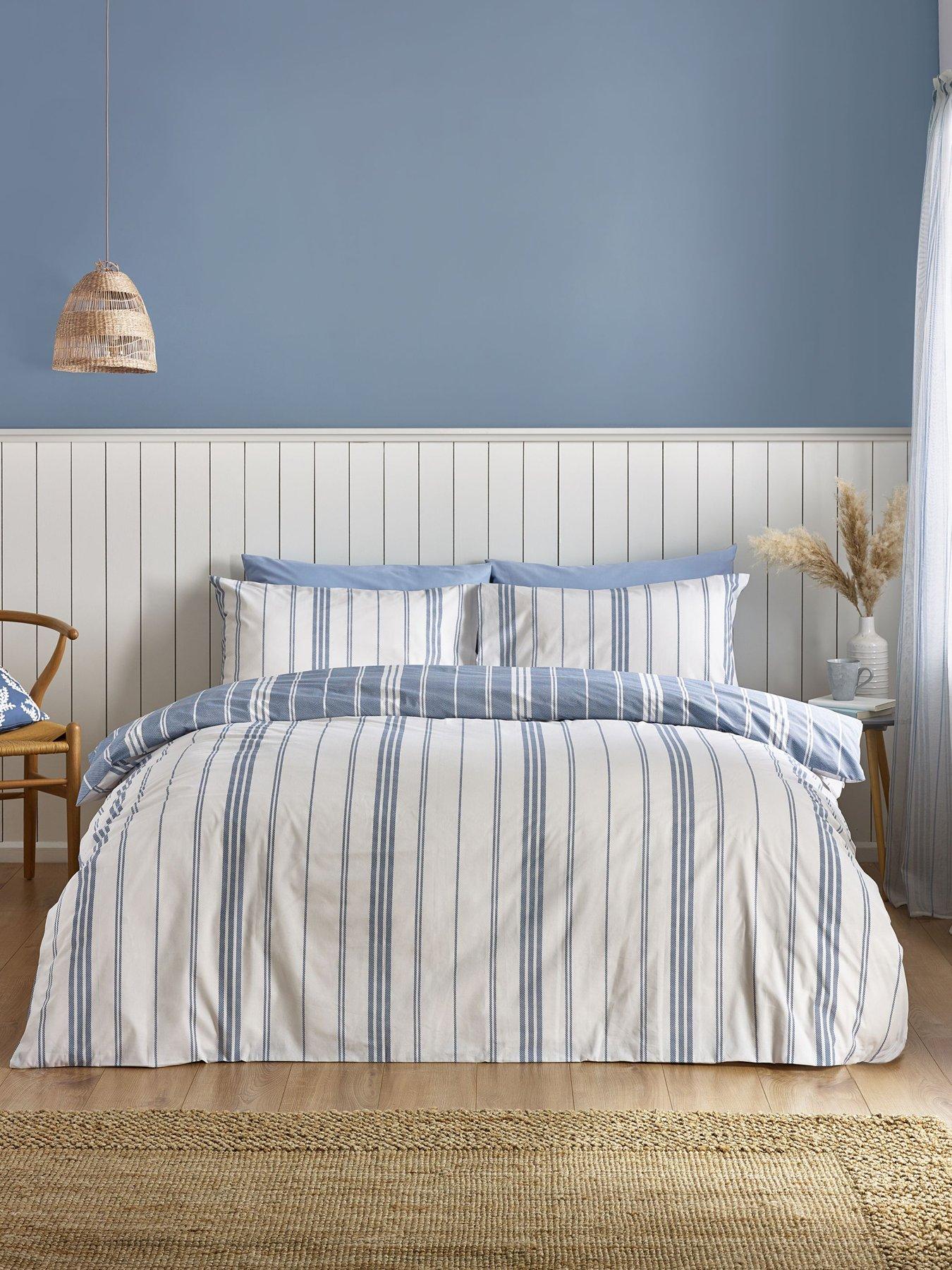 catherine-lansfield-harbour-stripe-duvet-set--singleback