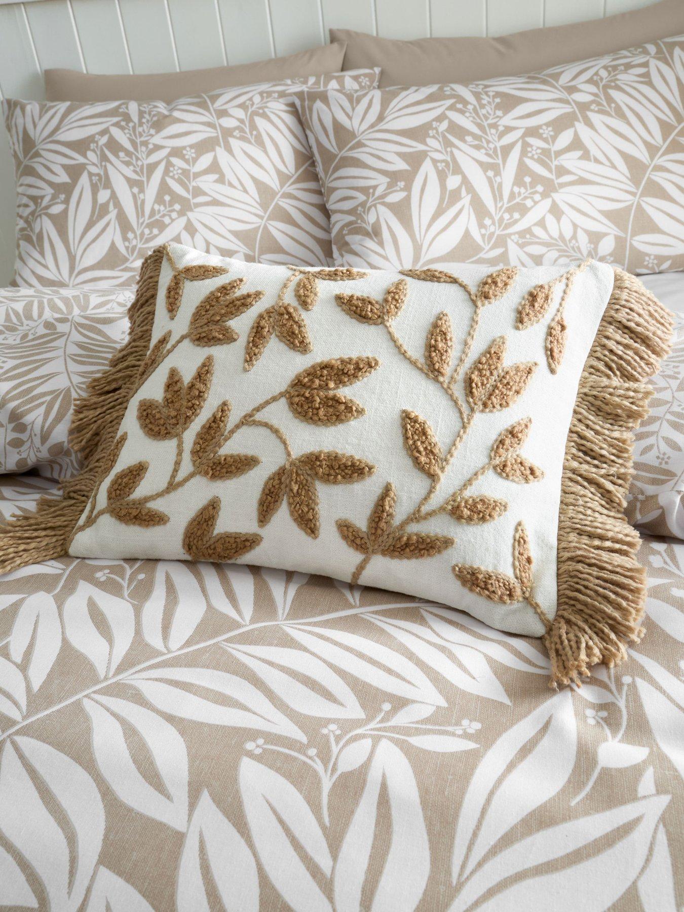 undefined Tufted Sorrel Leaf 100% Cotton Filled Cushion- 30x40cm