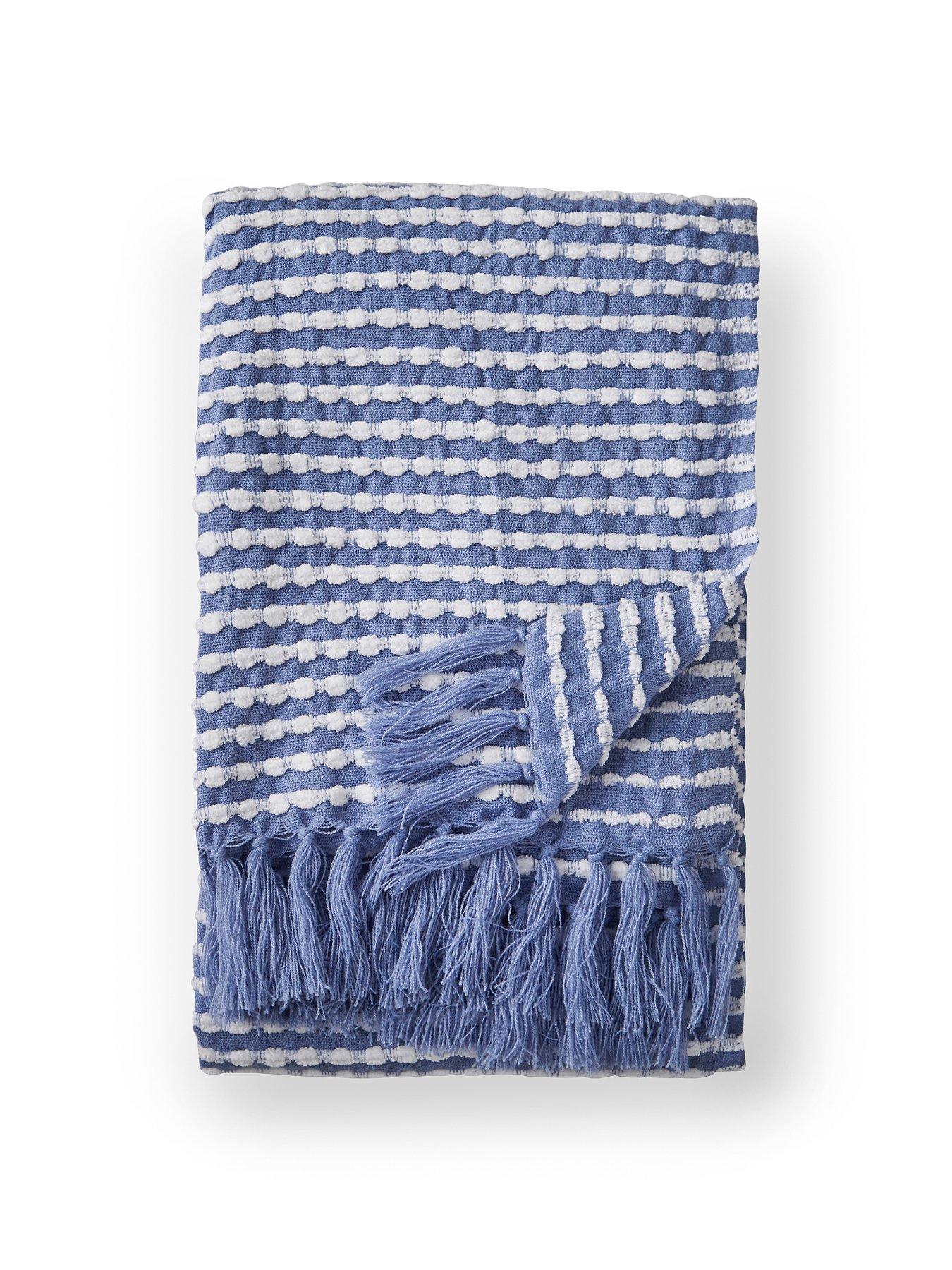 Image 5 of 5 of Catherine Lansfield Stab Stitch Throw