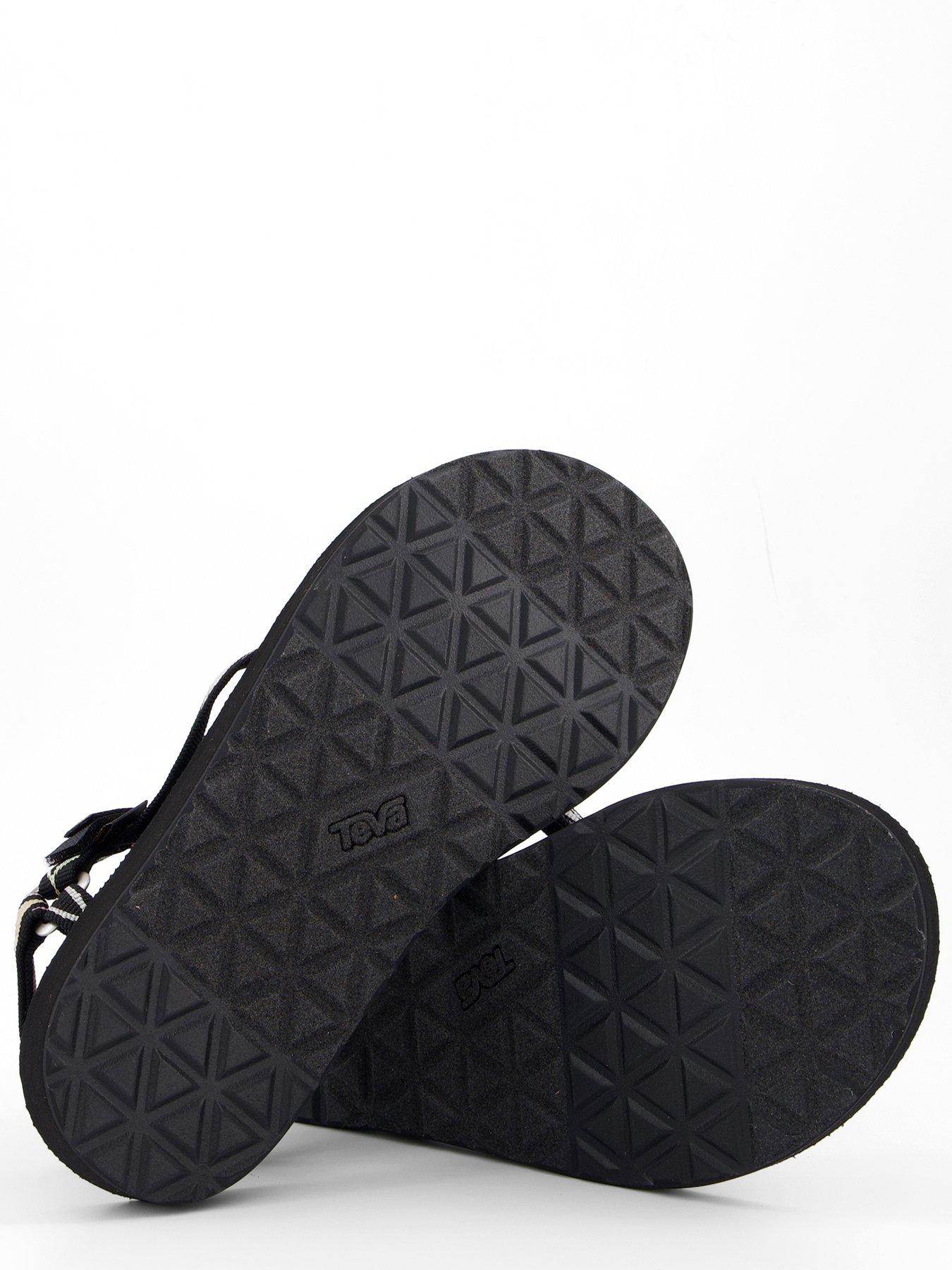 teva-original-universal-slim-blackdetail