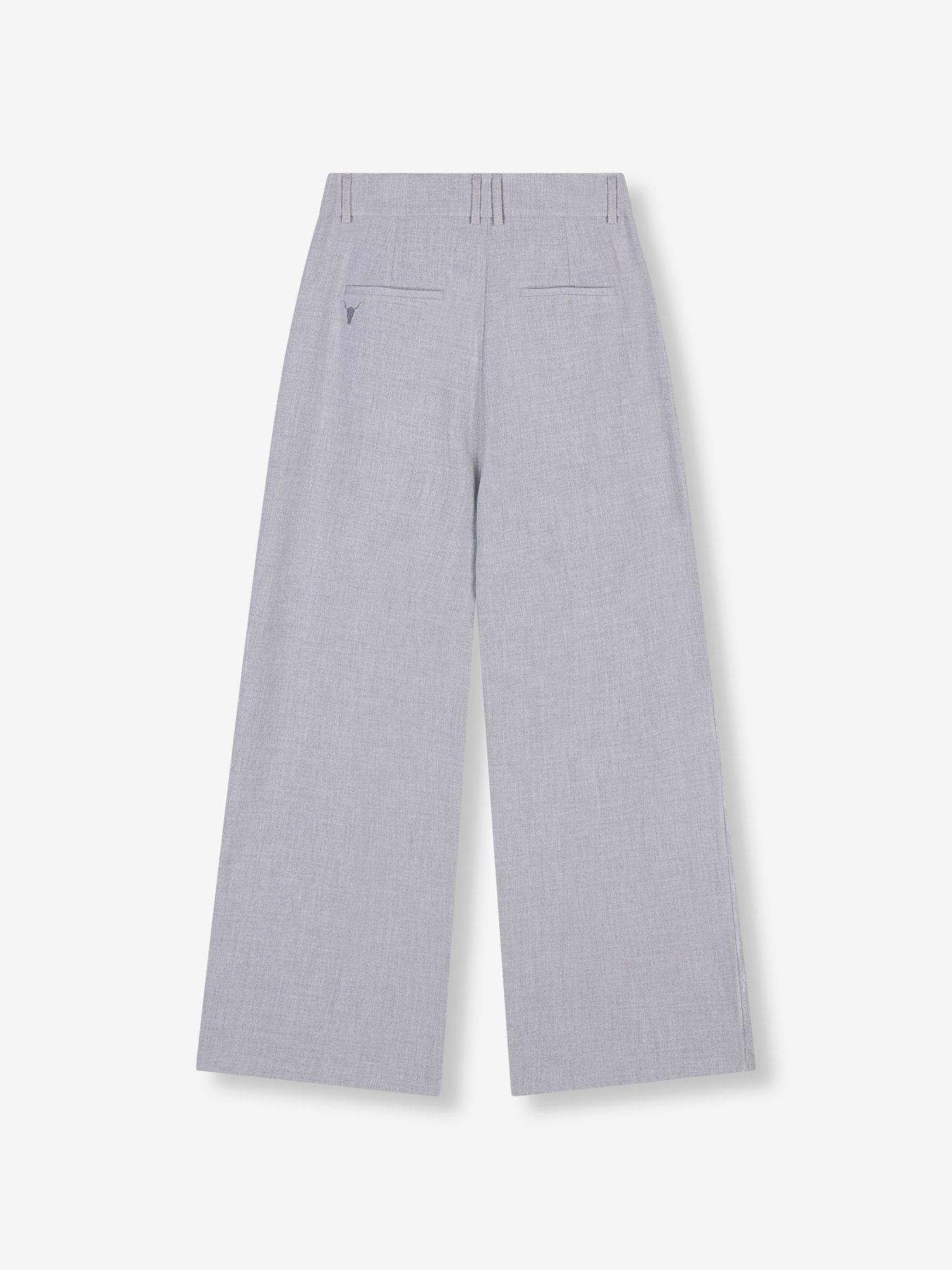 alix-the-label-foil-stripe-pants-light-greyoutfit