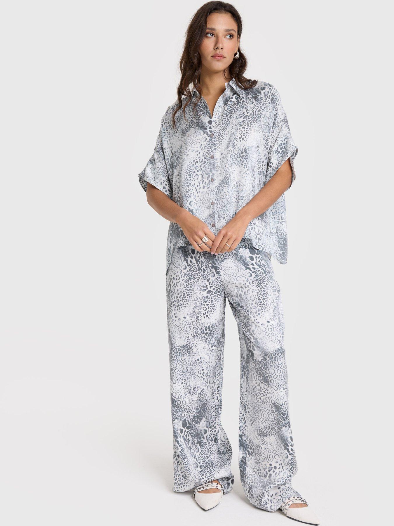 Alix the Label Animal Wide Leg Pants - Grey
