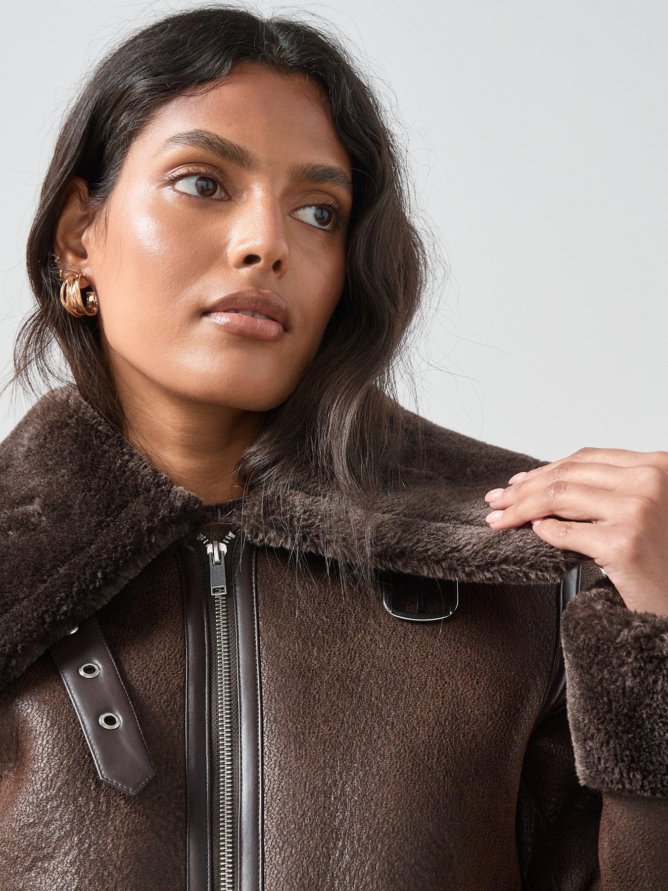 the-very-collection-faux-shearling-aviator-jacket-brownoutfit
