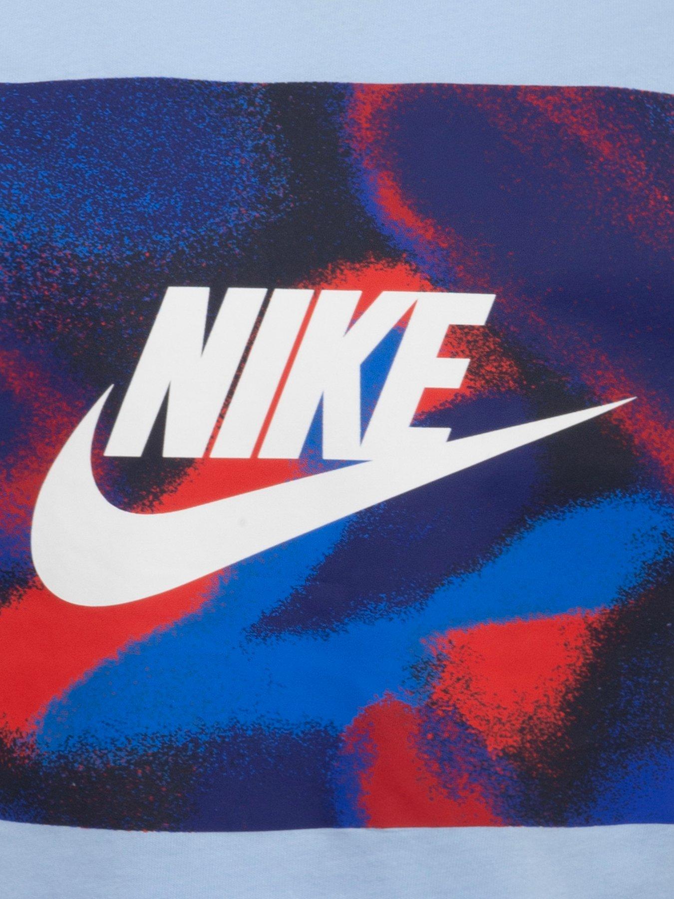 Image 3 of 4 of Nike Kids Boys Club Express S/s T-shirt And Short Set - Blue