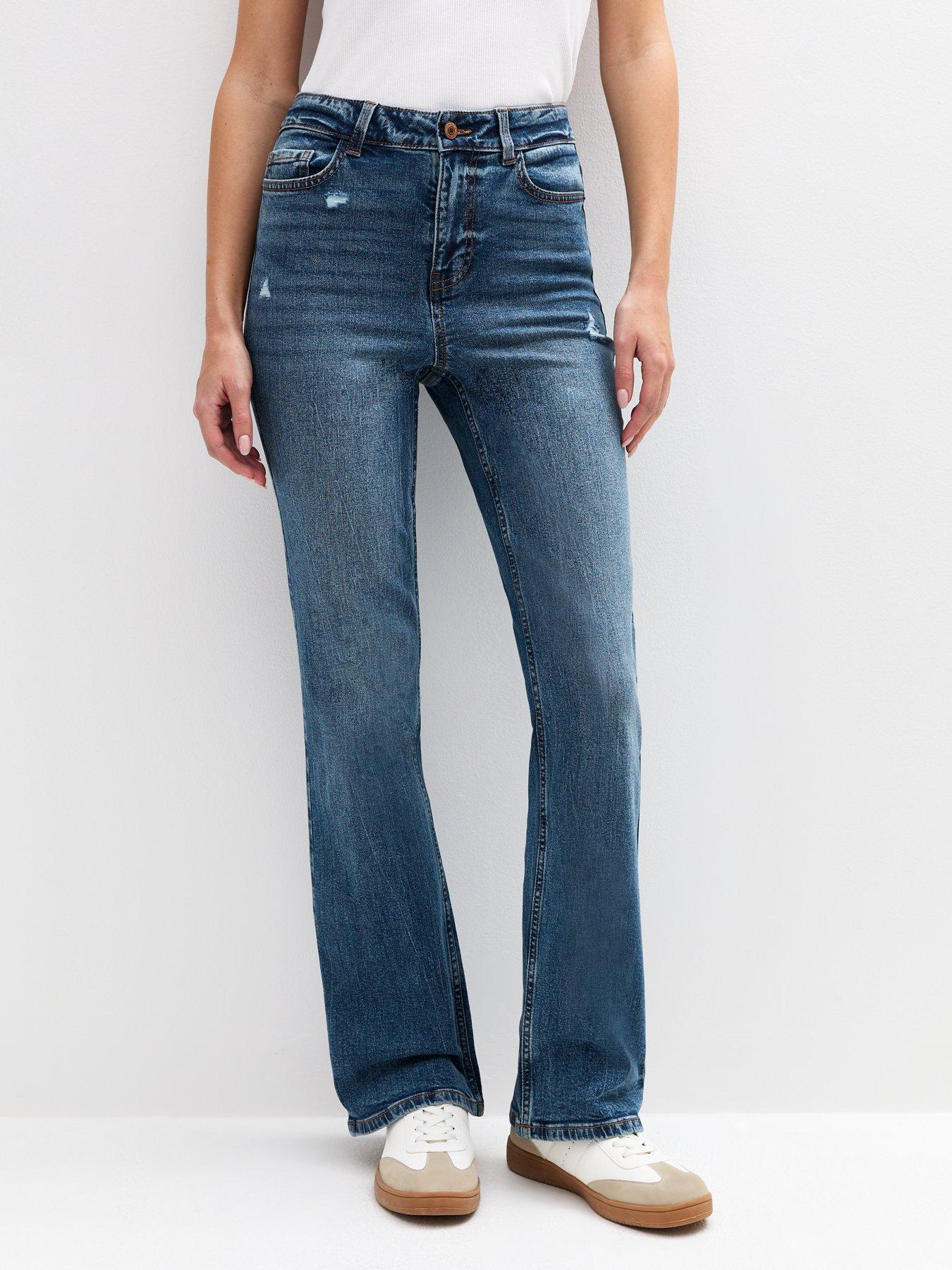 Image 1 of 6 of New Look Quinn Bootcut Flared Jeans - Blue