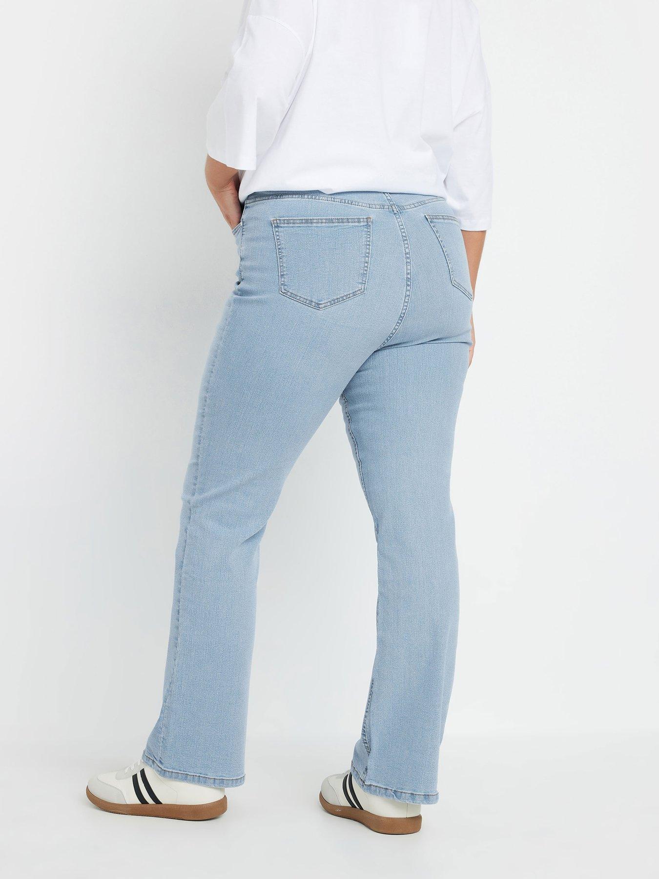 Image 2 of 4 of Yours Curve Isla Bootcut Jean Bleach 30" - Blue