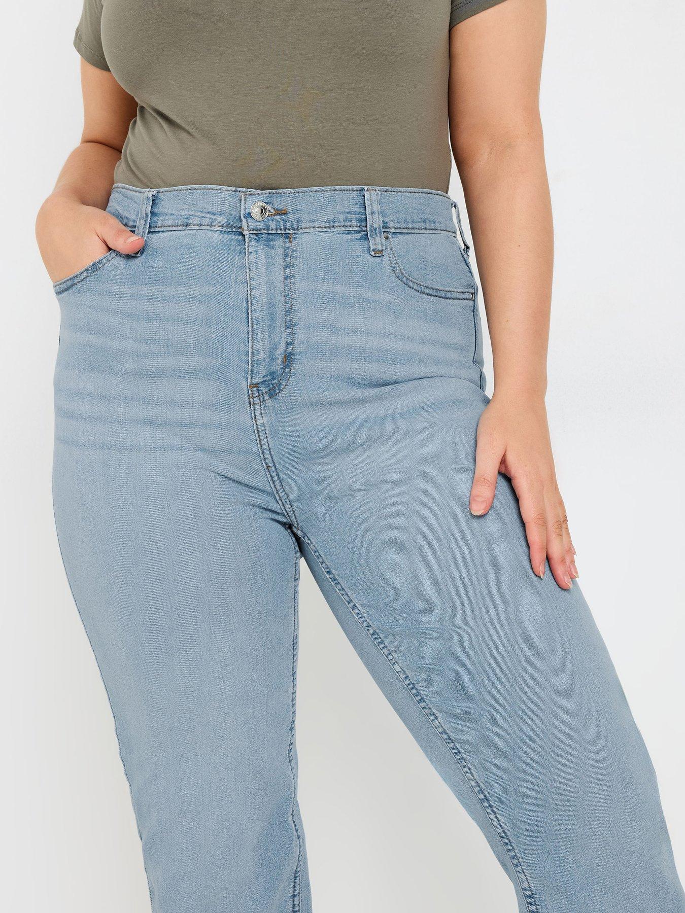 Image 4 of 4 of Yours Curve Ruby Straight Leg Bleach 28" Jeans&nbsp;- Blue