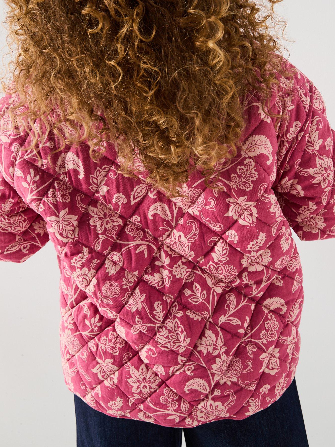 Image 5 of 6 of V by Very Curve Printed Quilted Jacket - Print