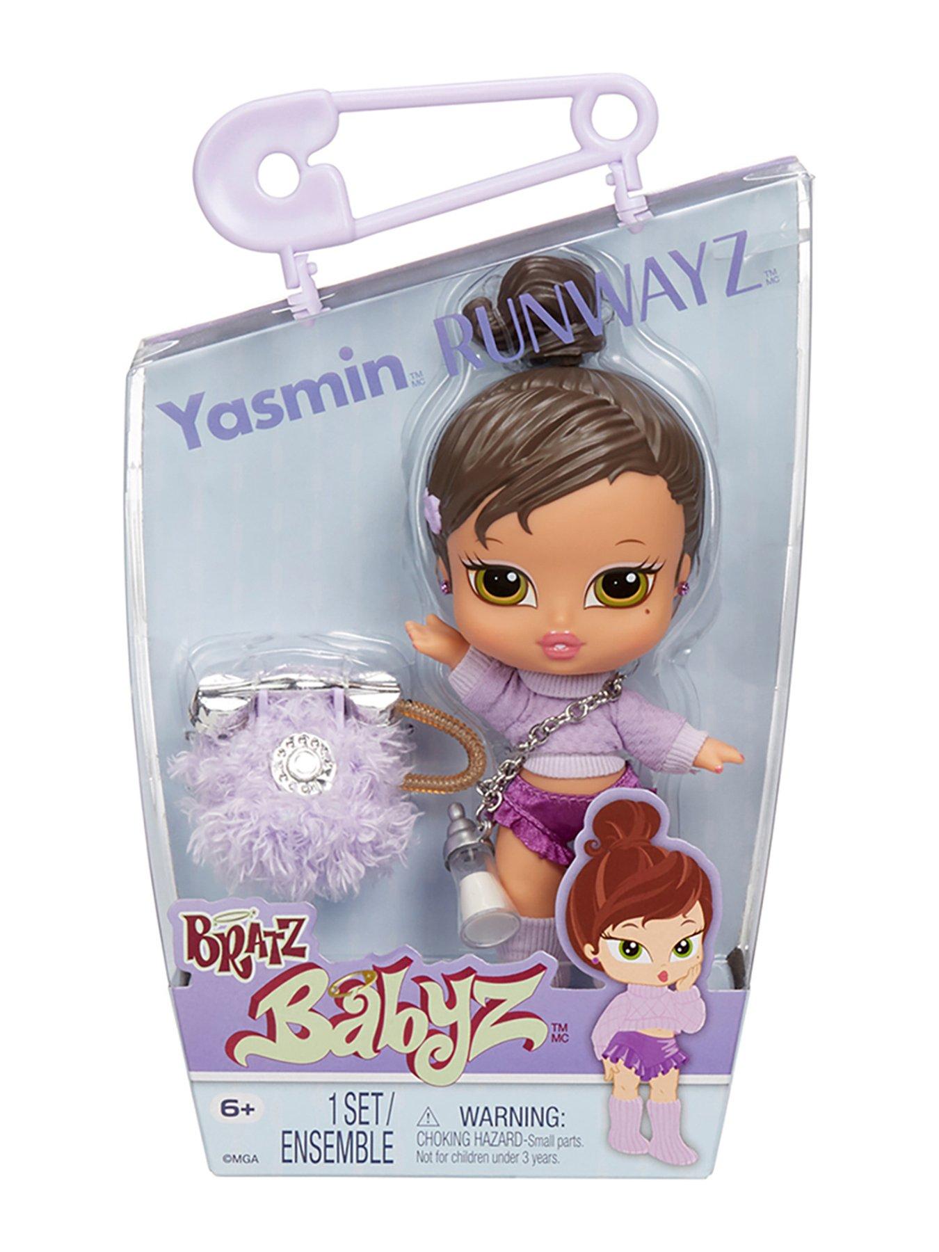 Image 2 of 6 of Bratz Bratz Babyz Runwayz Doll- Yasmin