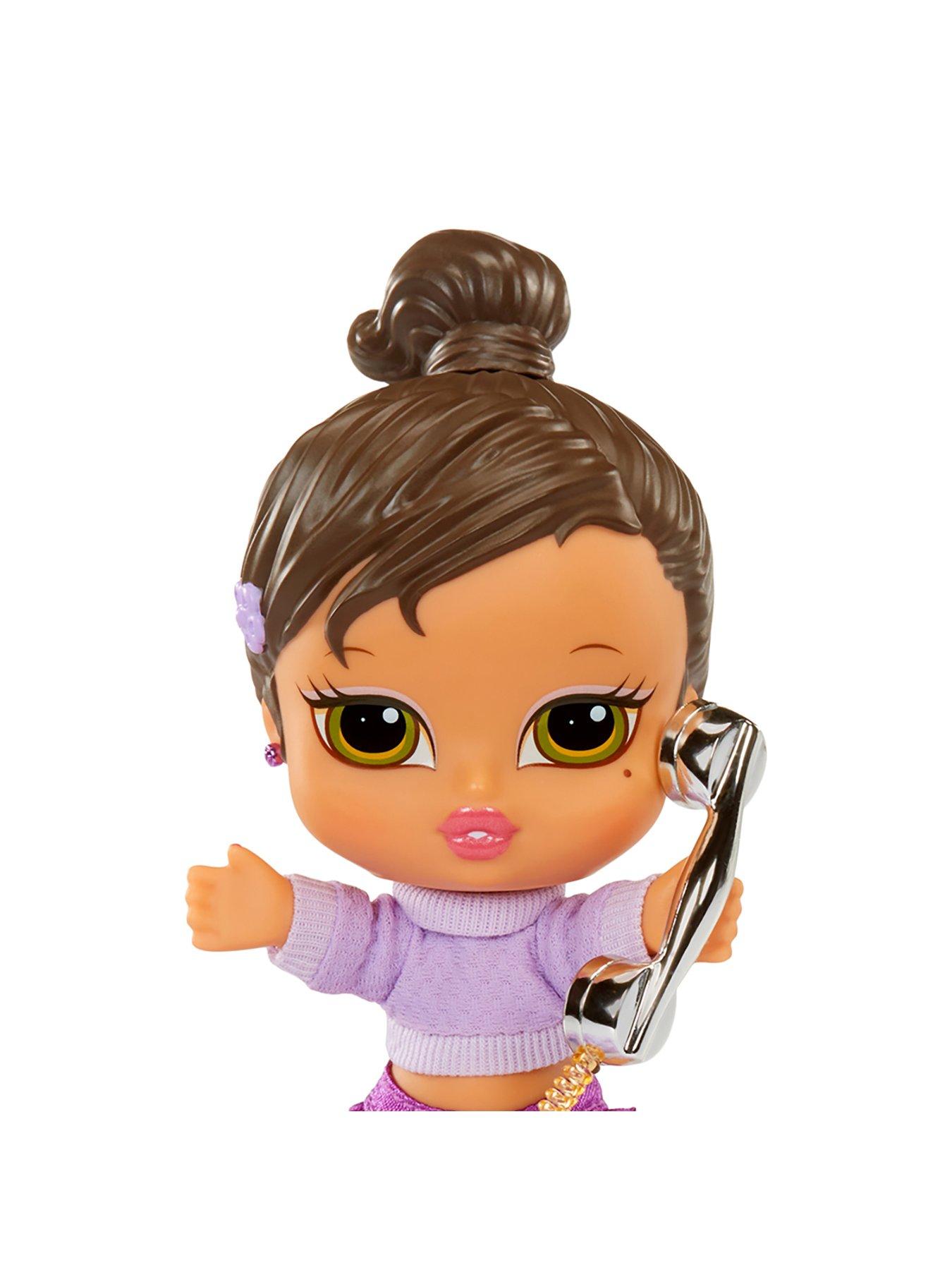 Image 5 of 6 of Bratz Bratz Babyz Runwayz Doll- Yasmin