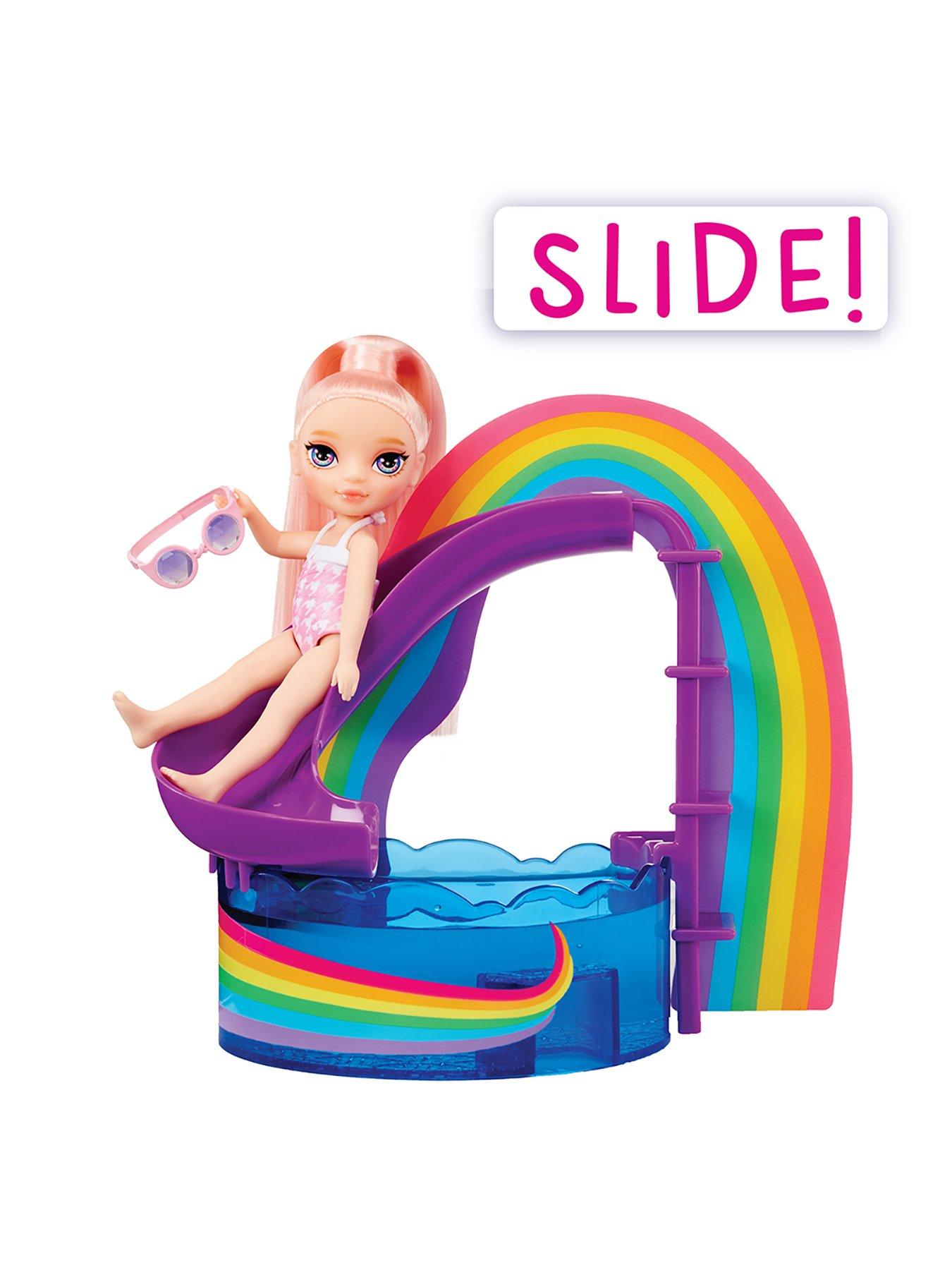 Image 3 of 8 of Rainbow High Rainbow High Little Pool Day with Blush Playset