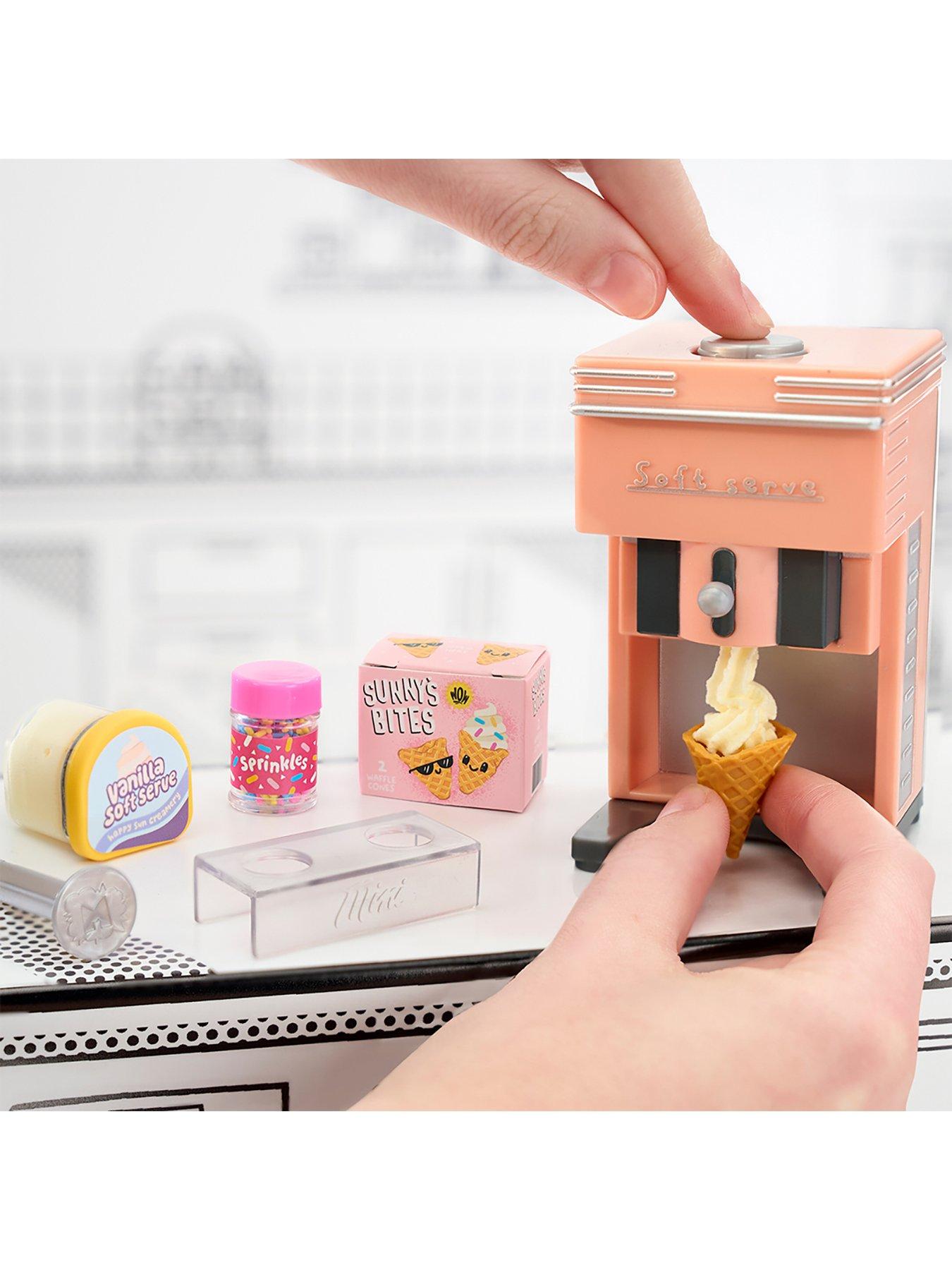 Image 5 of 7 of Mini Verse MGAs Miniverse - Make It Mini Appliances Series 2