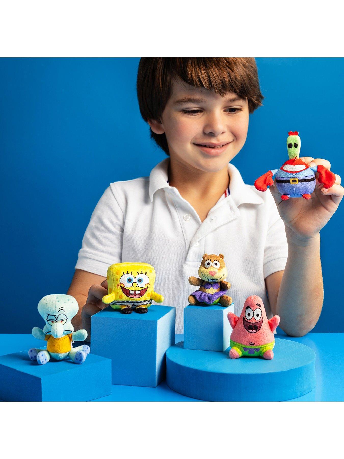 Image 5 of 8 of Micro Teenies - SpongeBob SquarePants Collector 5 Pack (includes 3 chase characters - Mr Krabs, SpongeBob in Underpants, Sandy)