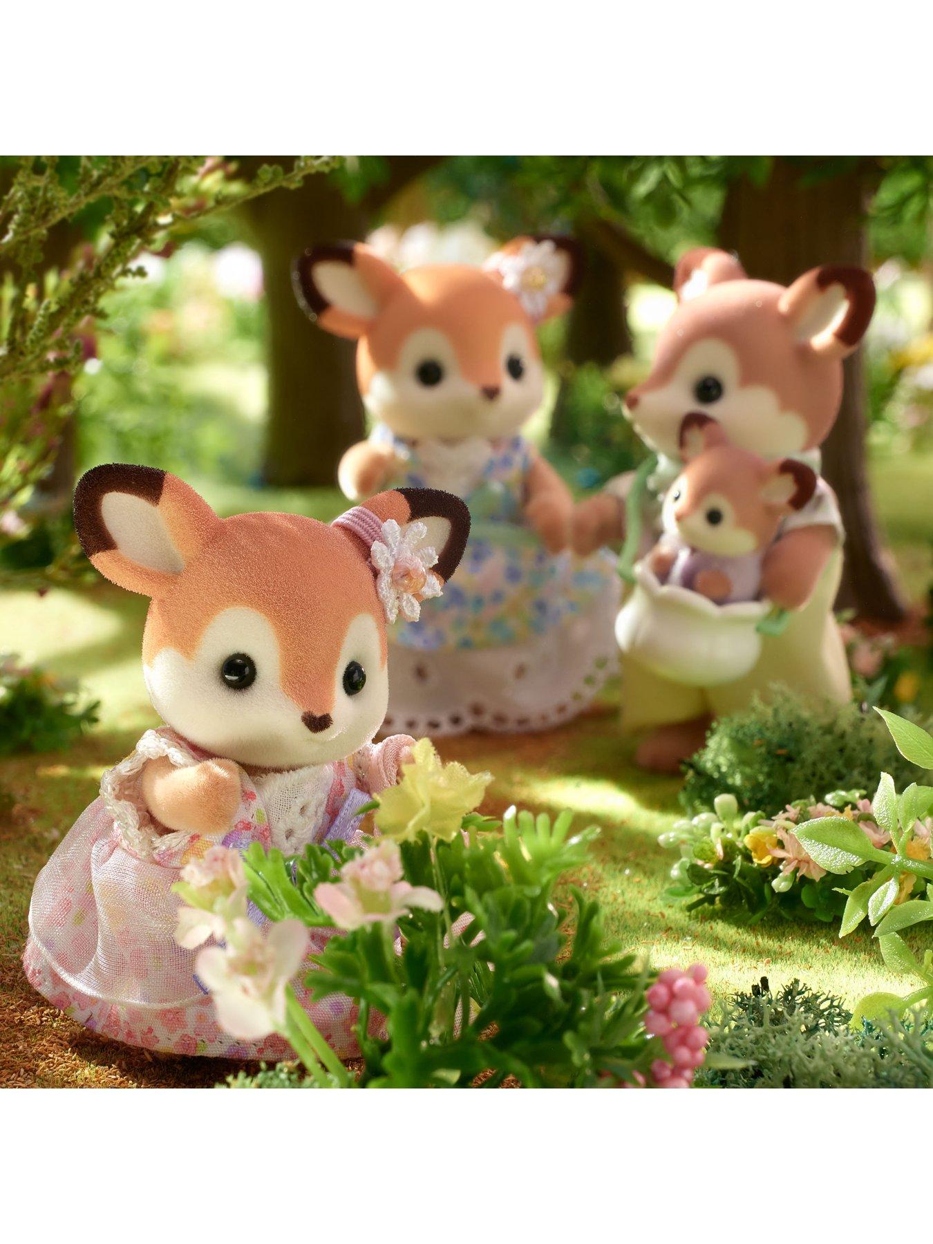 Image 3 of 5 of Sylvanian Families Deer Family Playset