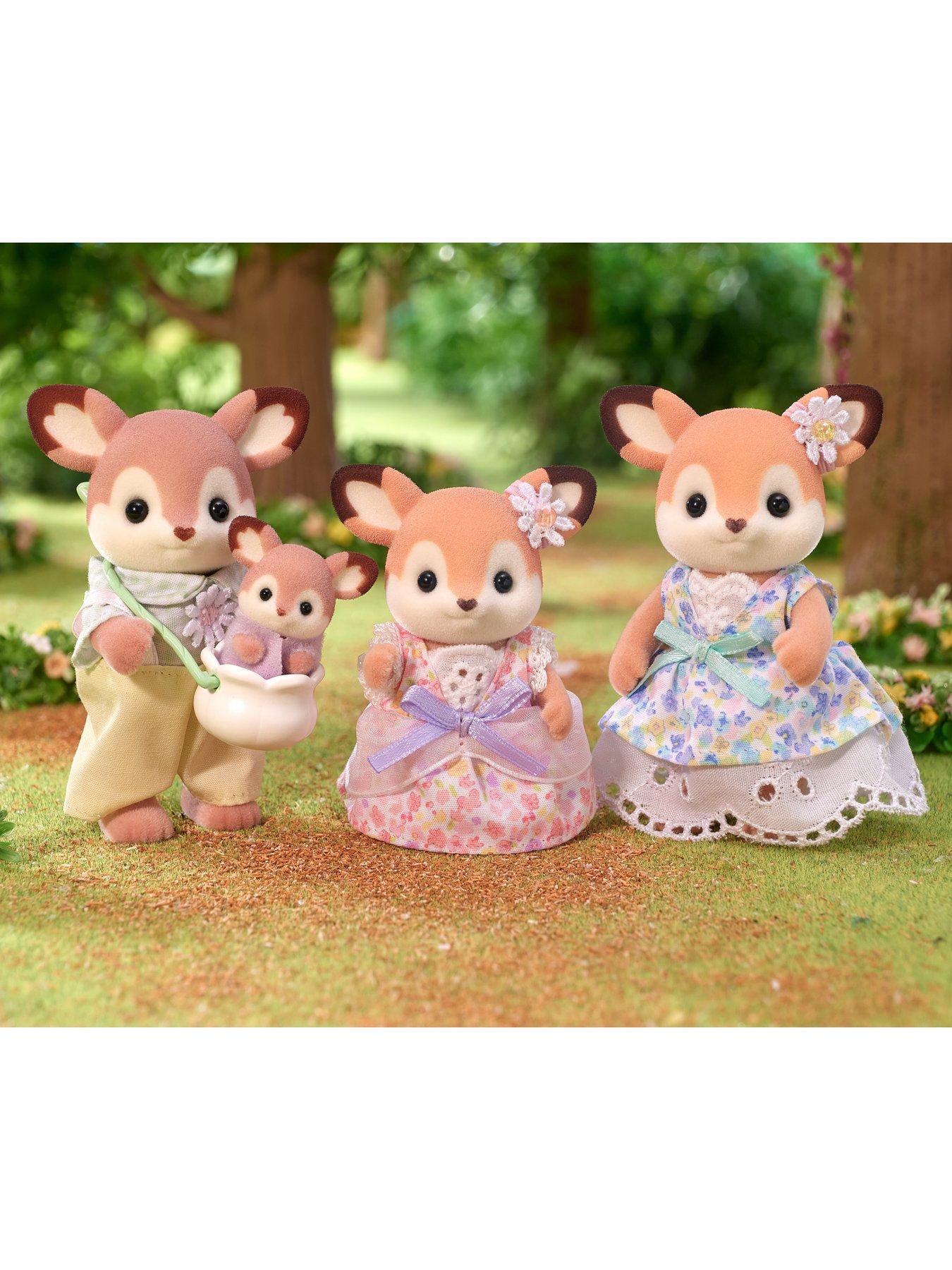 Image 4 of 5 of Sylvanian Families Deer Family Playset