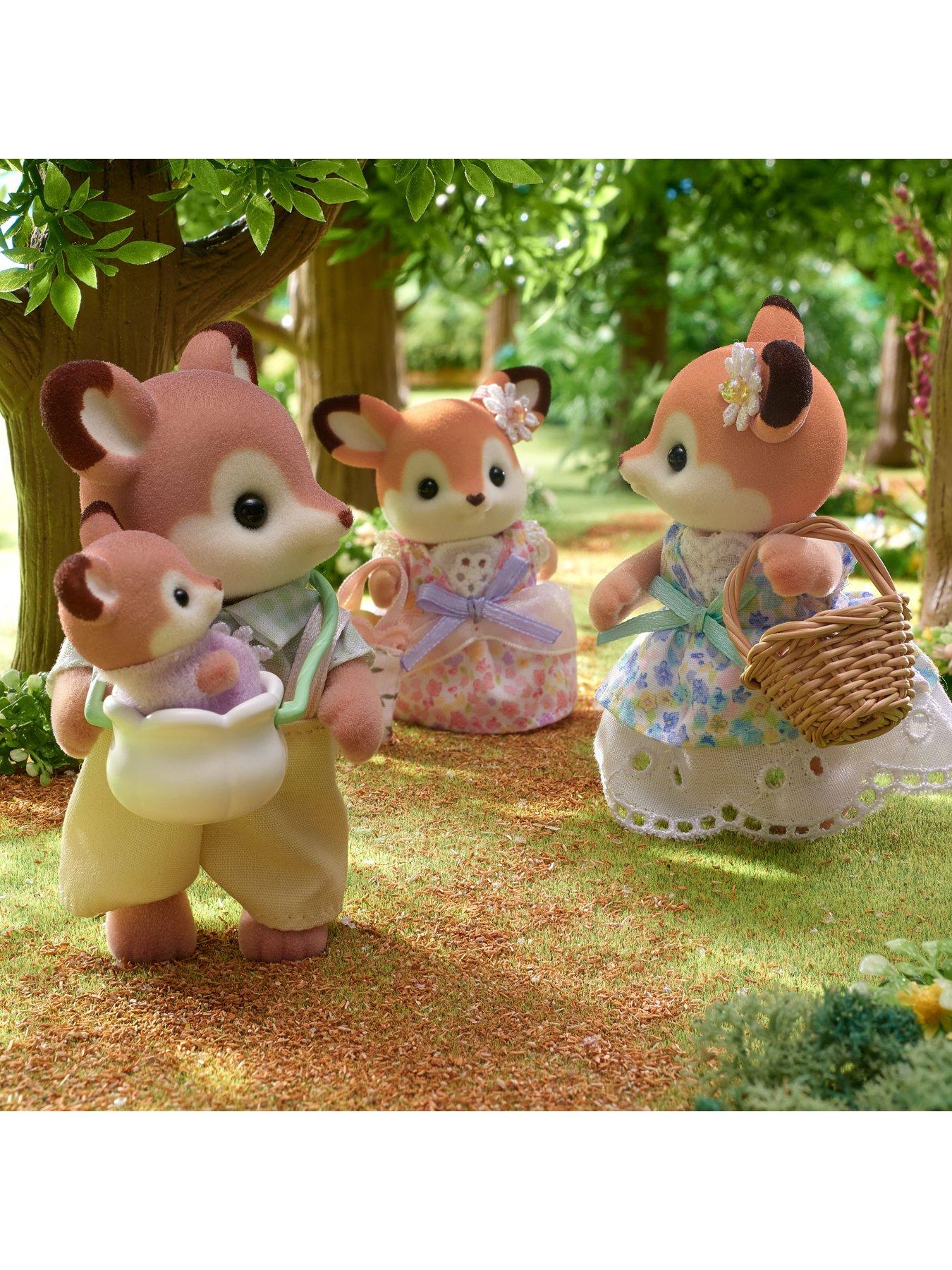 Image 5 of 5 of Sylvanian Families Deer Family Playset